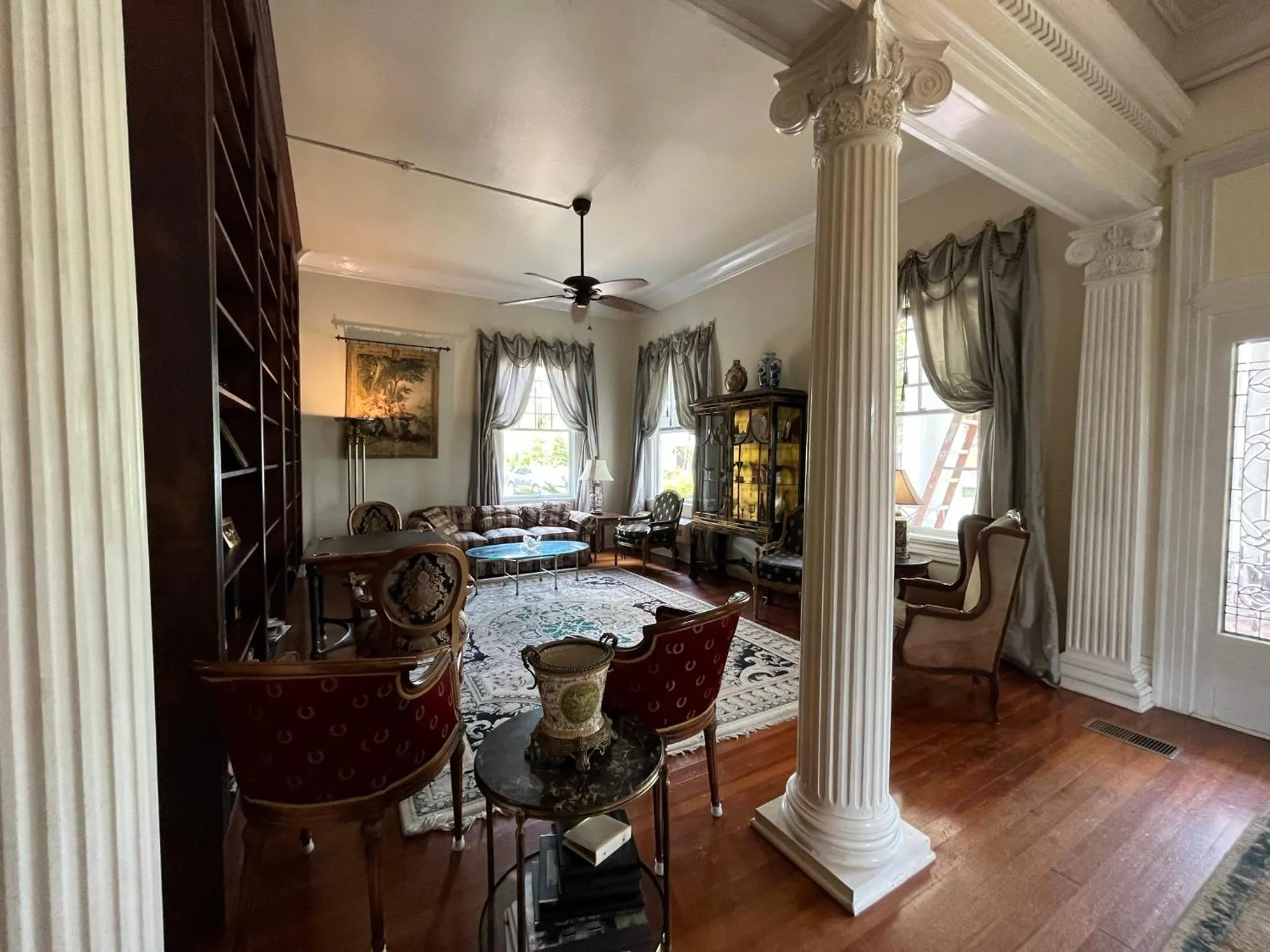 Living room in Historic Michabelle Inn