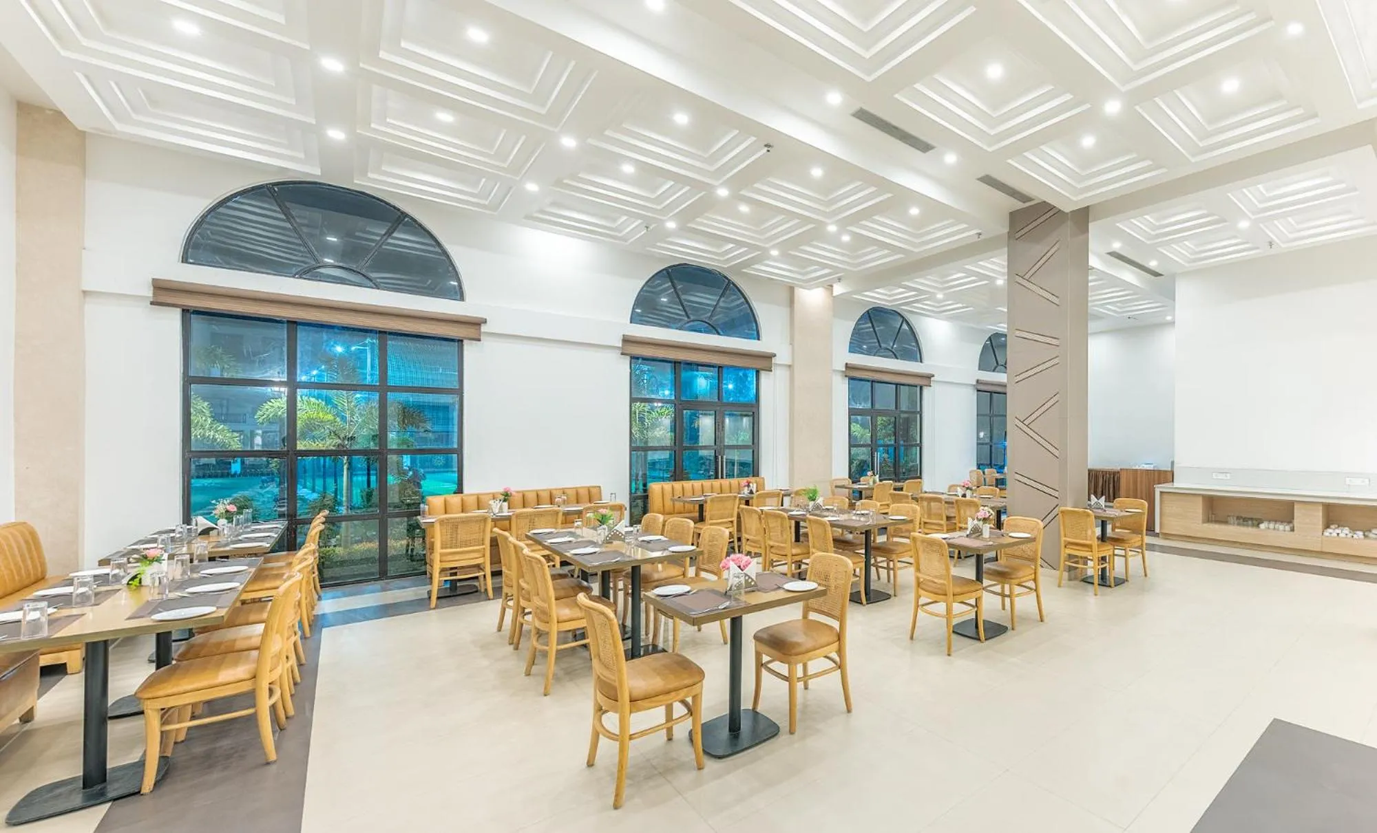 Restaurant/places to eat in Mystique Mayong Resort