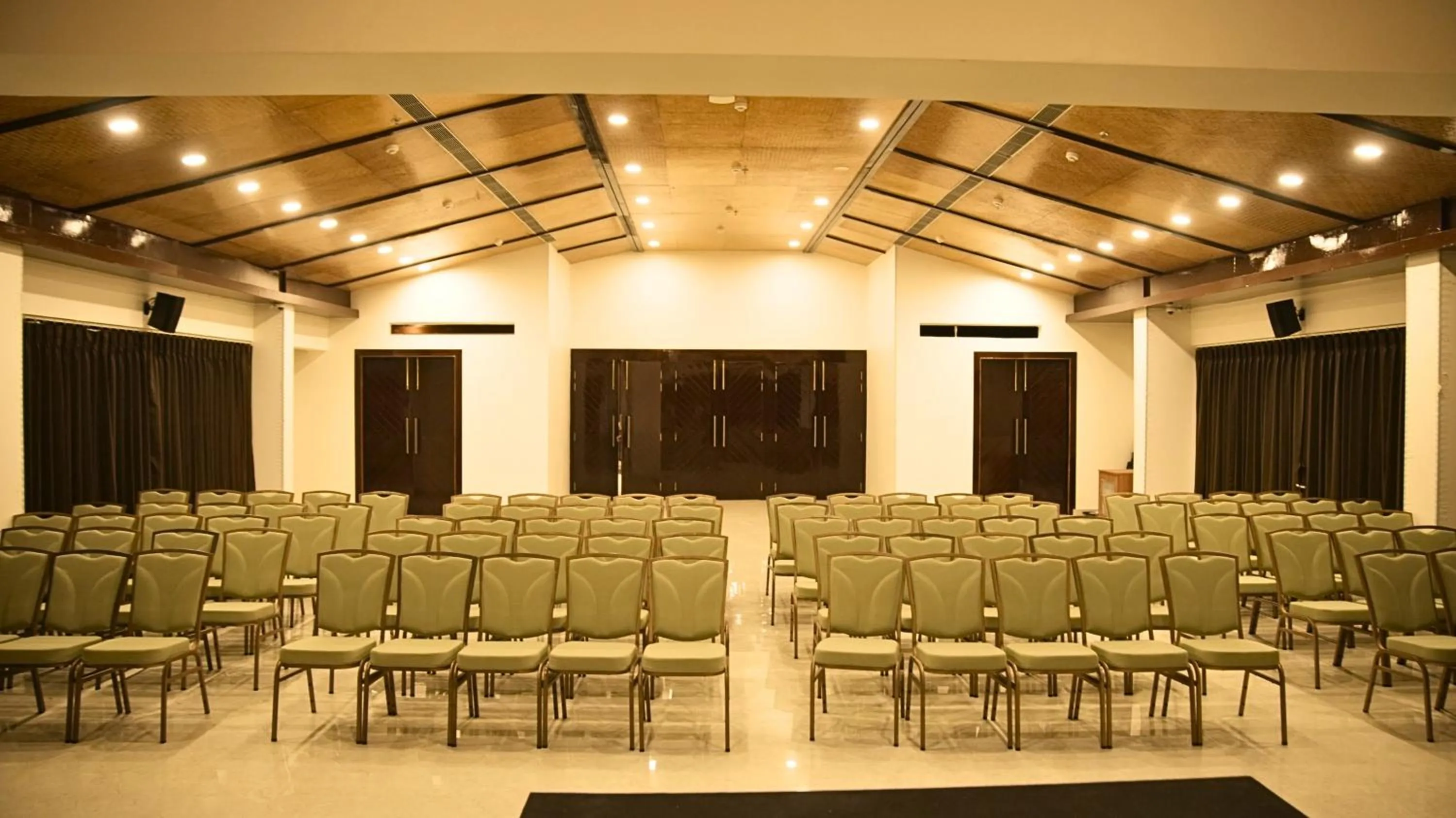 Meeting/conference room in Mystique Mayong Resort