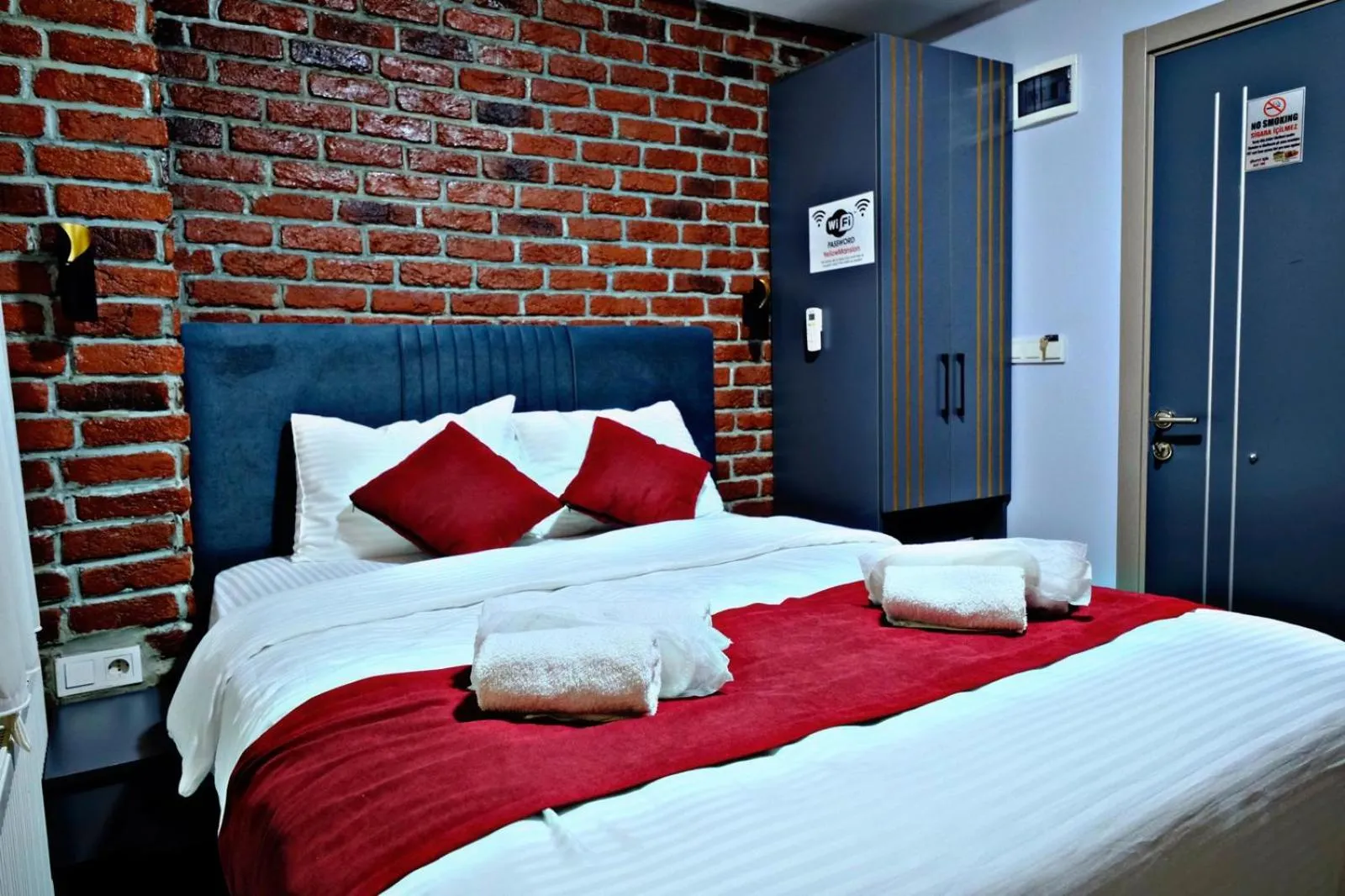 Bed in Yellow Mansion