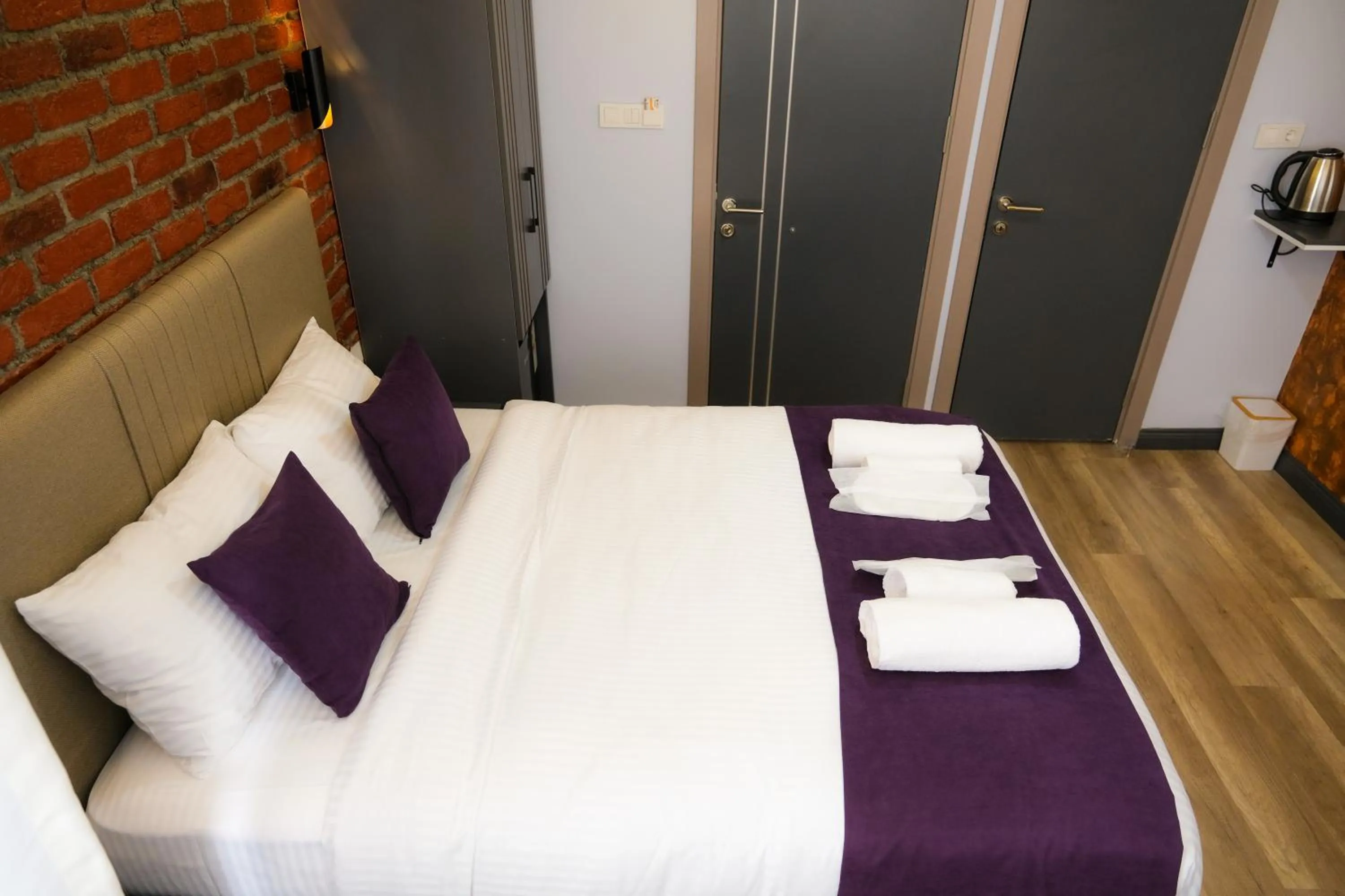 Bed in Yellow Mansion