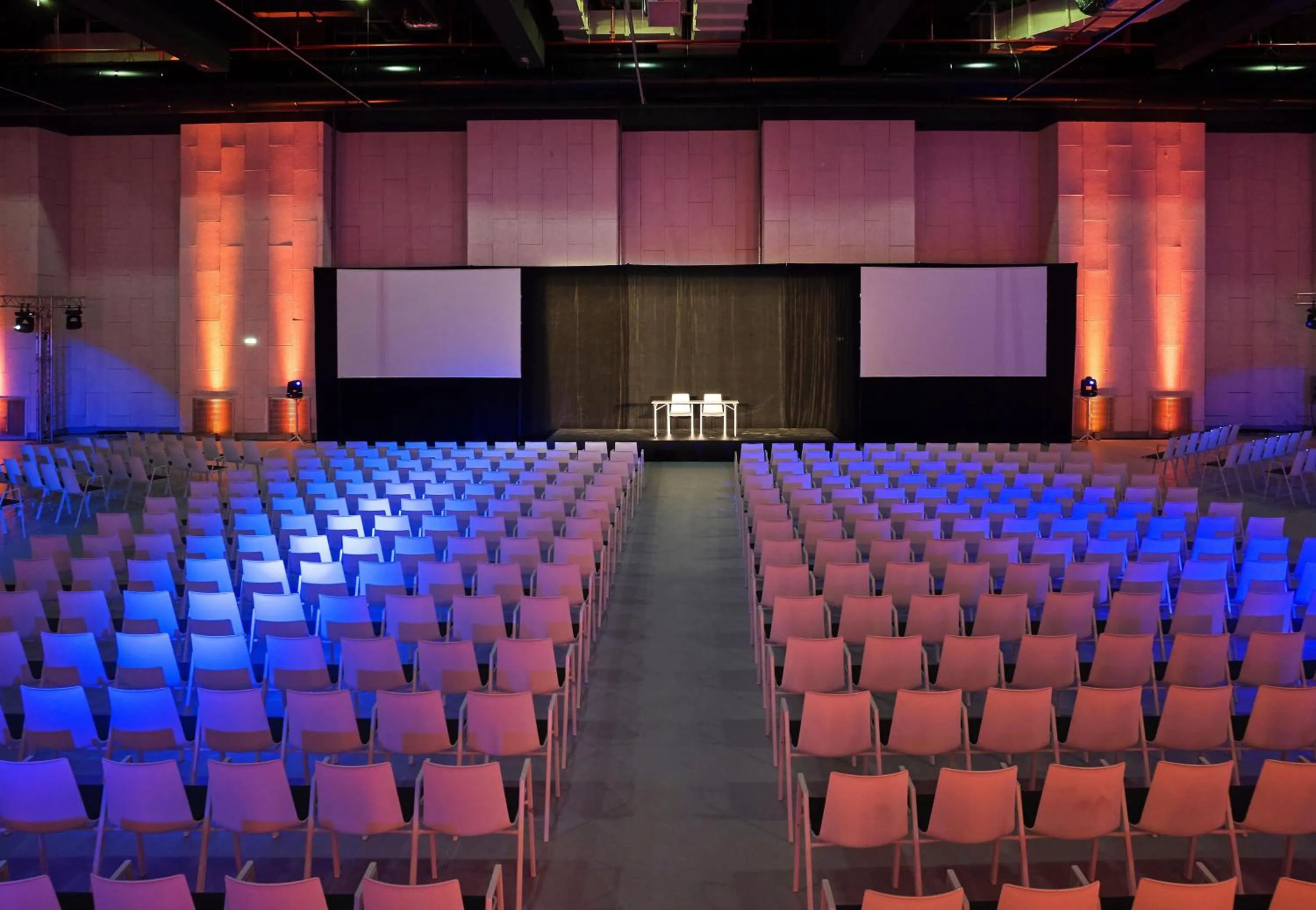 Meeting/conference room in H4 Wyndham Paris Pleyel