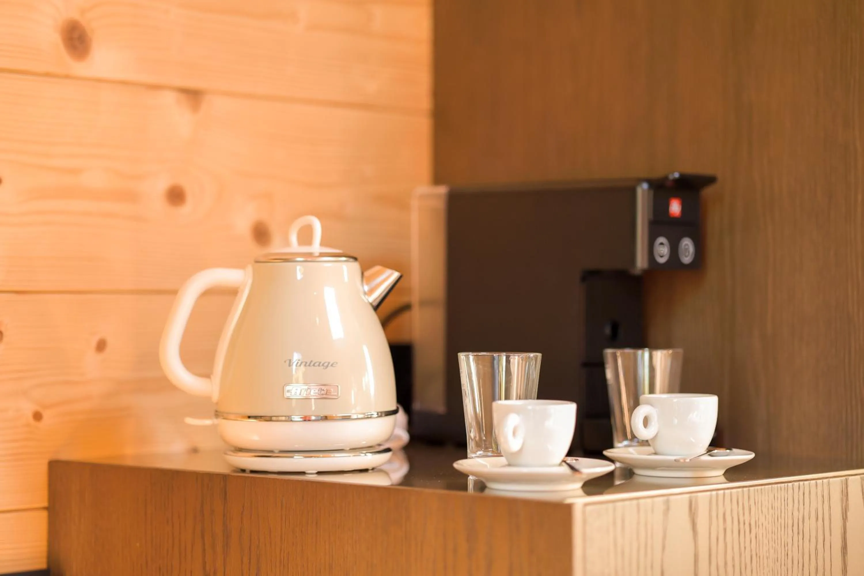 Coffee/tea facilities in Collina Luxury Relais