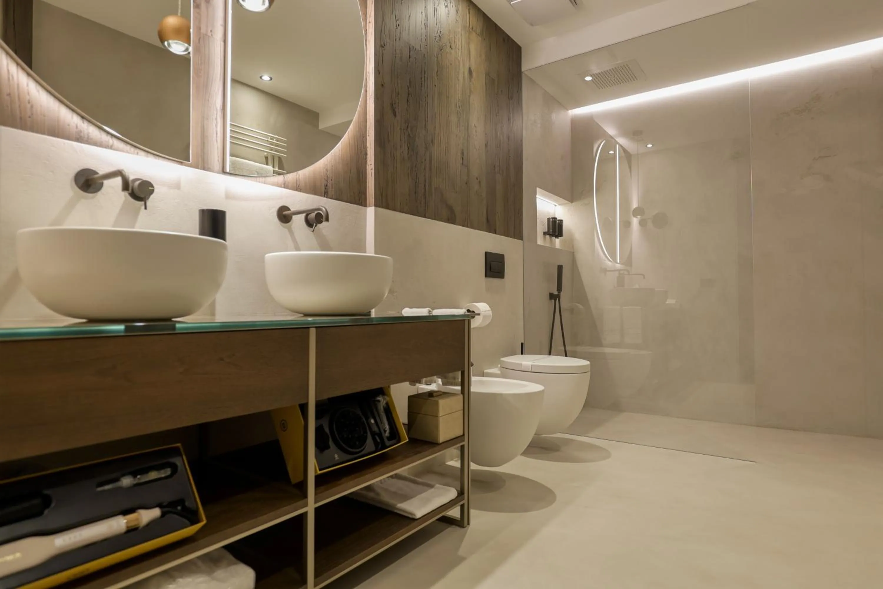 Shower in Collina Luxury Relais