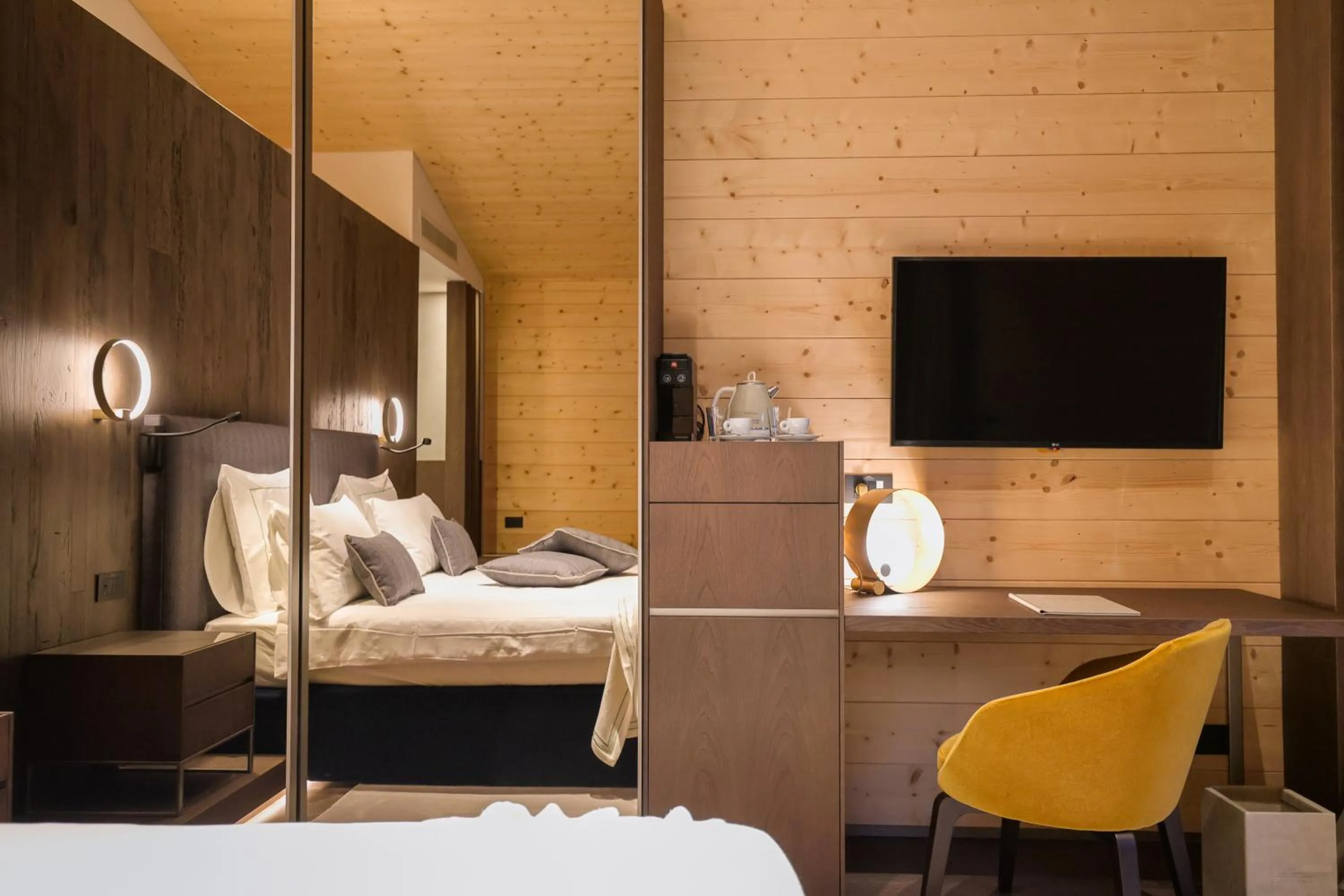 hair dresser, Bed in Collina Luxury Relais