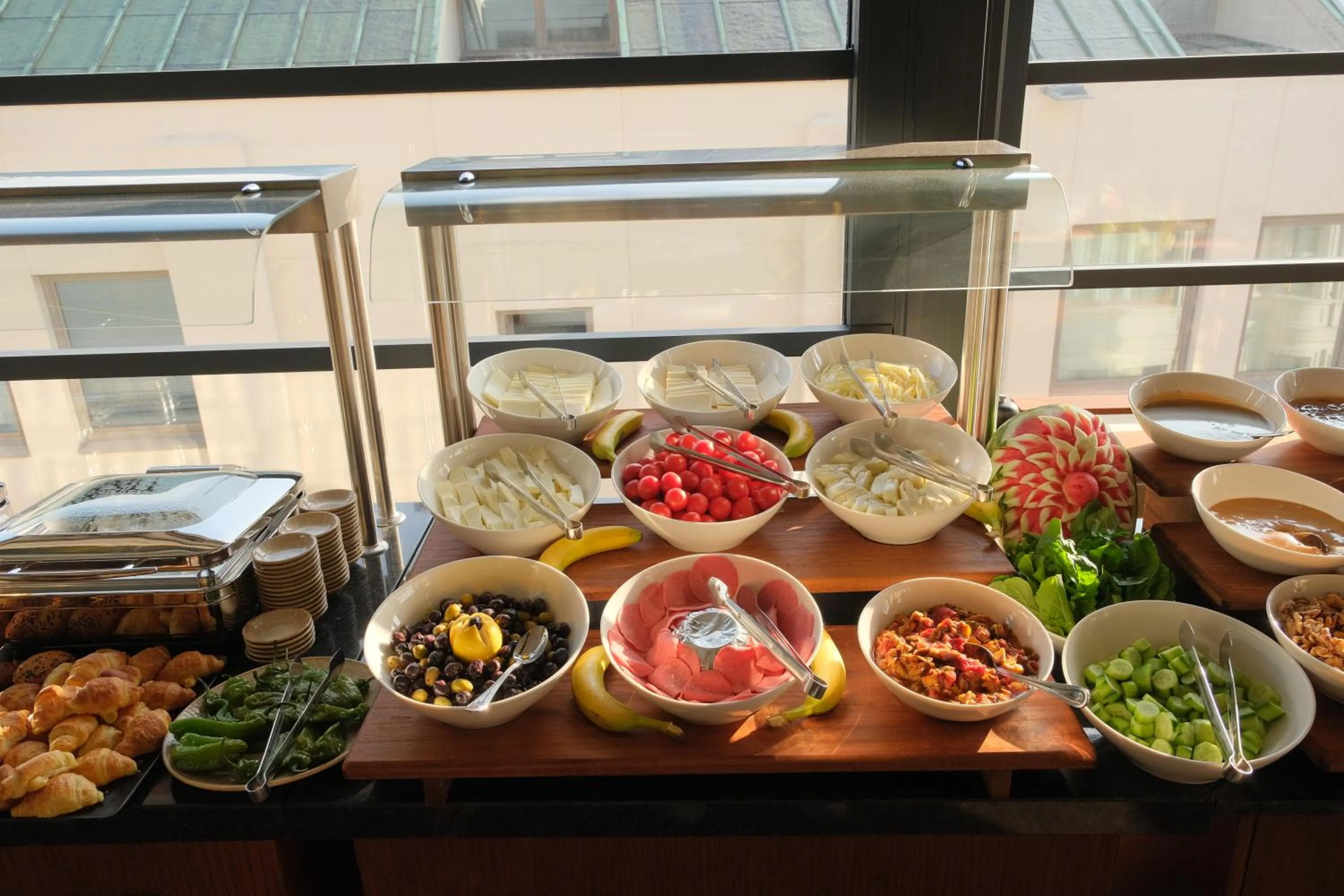 Food and drinks in Dream Inn Karaköy Bosphorus