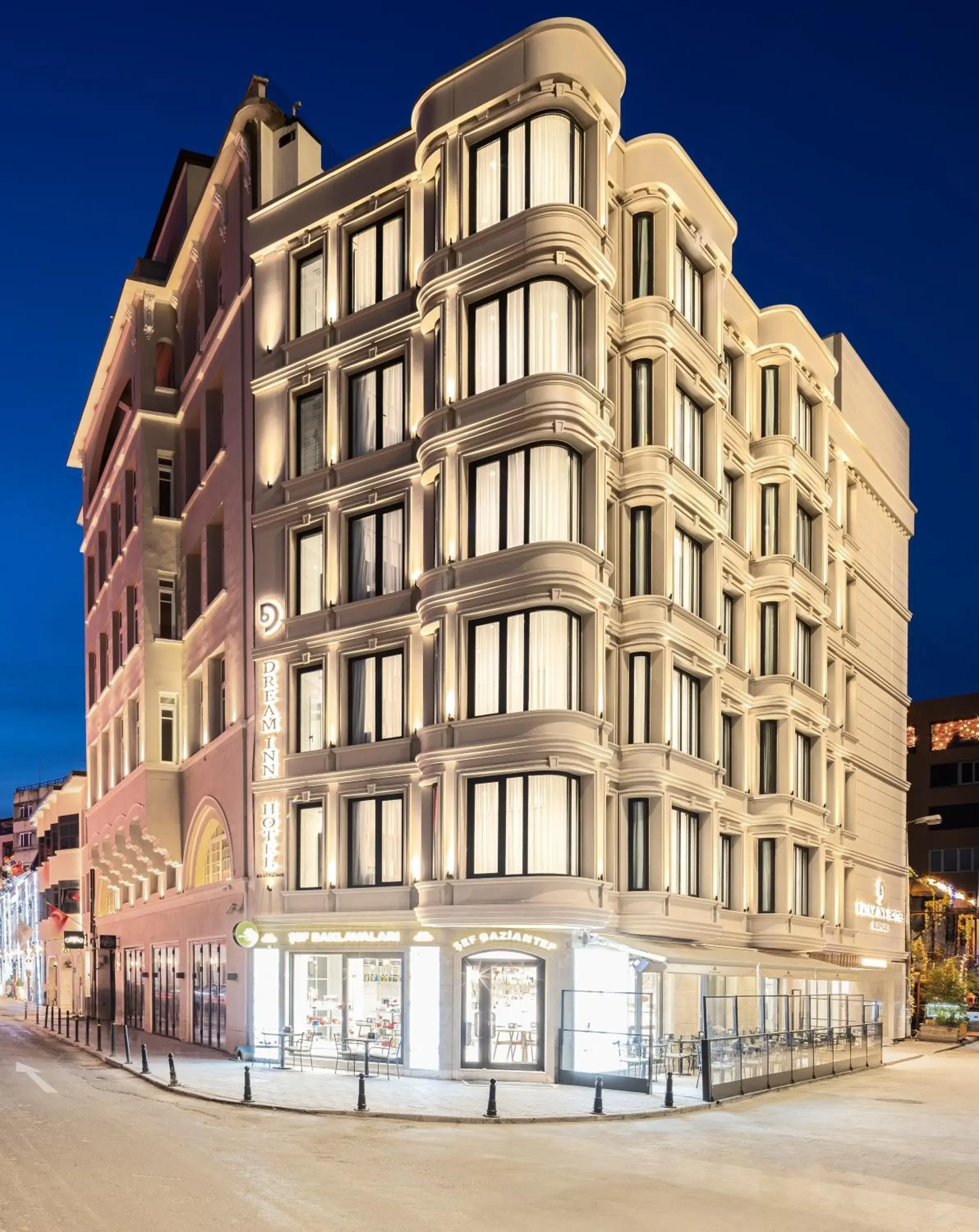 Property building in Dream Inn Karaköy Bosphorus Property building in Dream Inn Karaköy Bosphorus