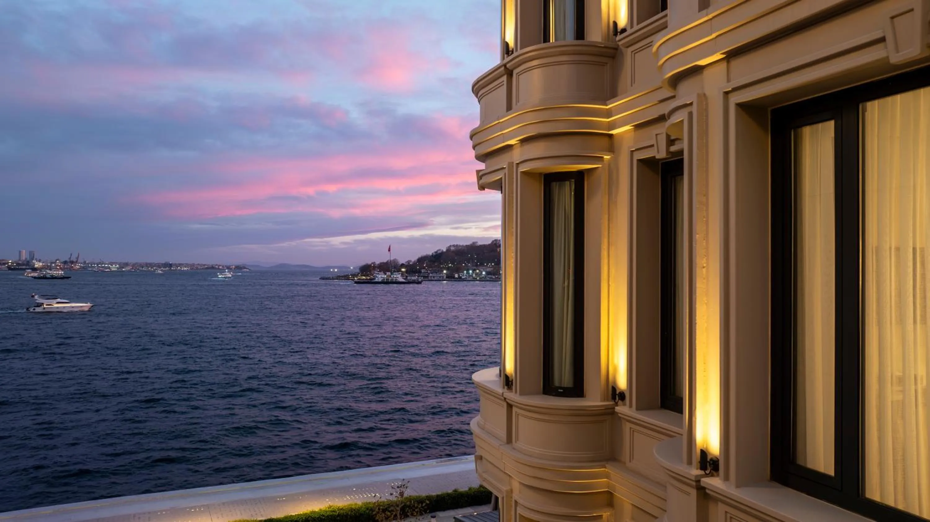 Nearby landmark in Dream Inn Karaköy Bosphorus