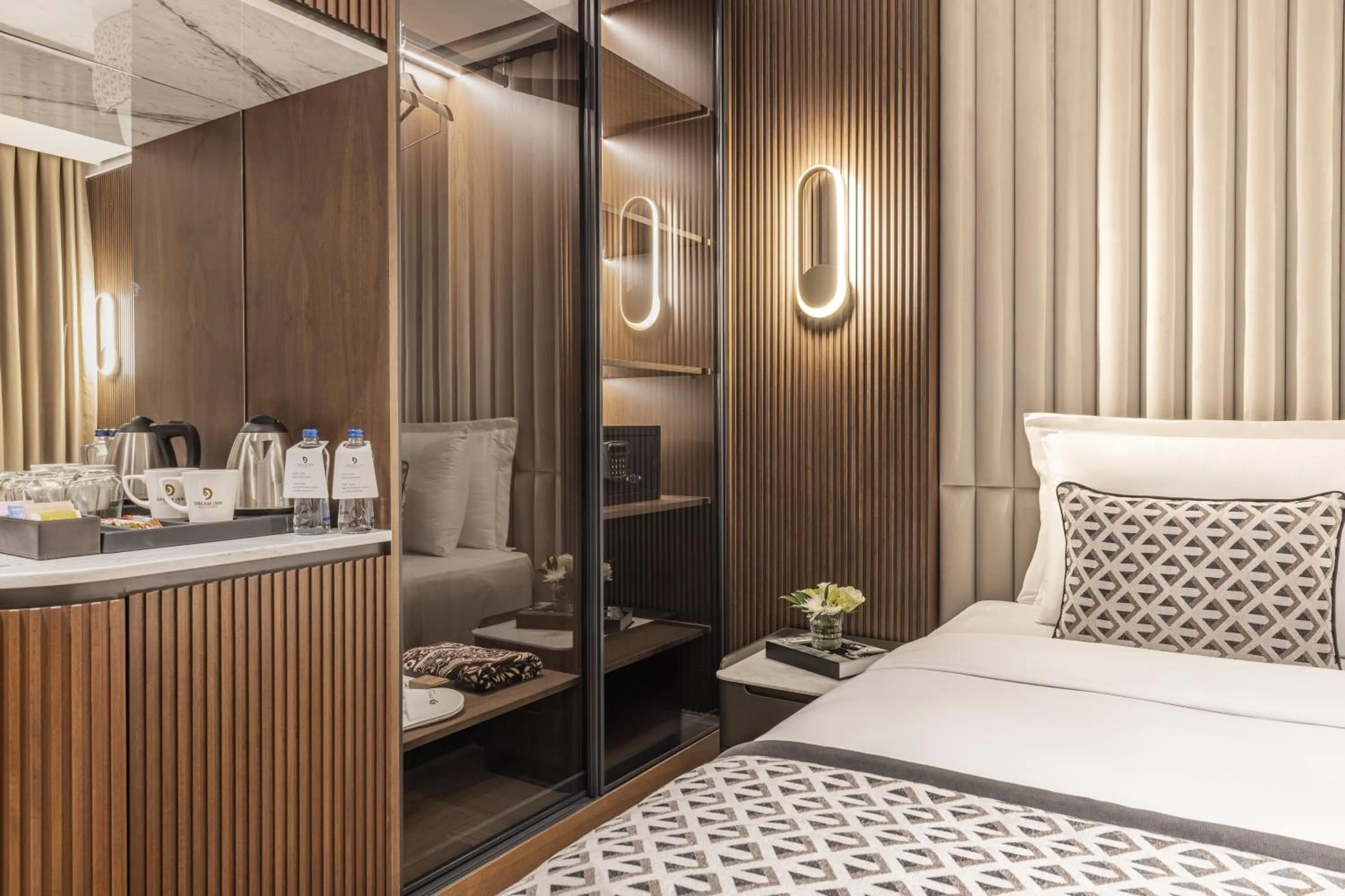 Coffee/tea facilities, Bed in Dream Inn Karaköy Bosphorus