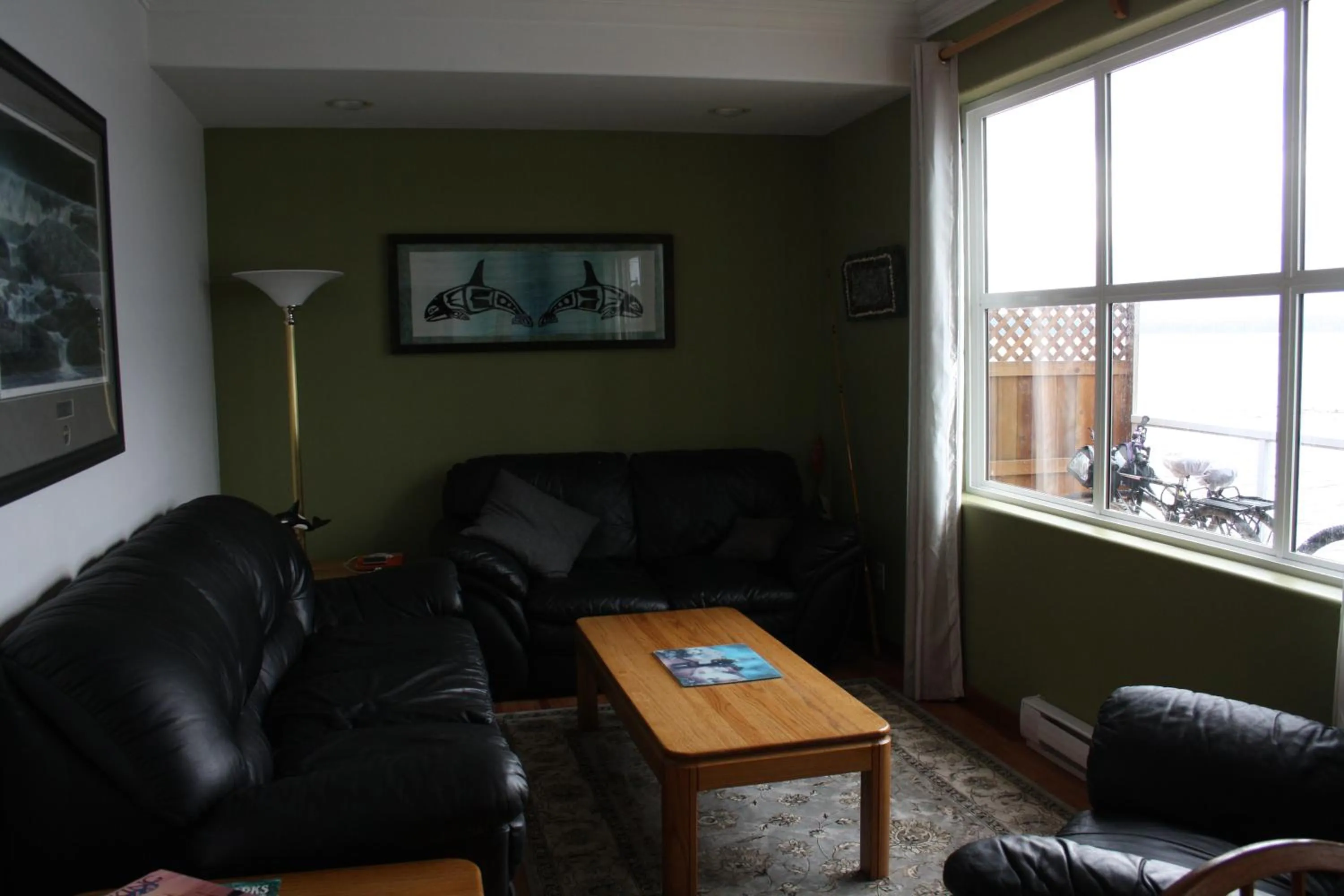 Living room in Orca Lodge