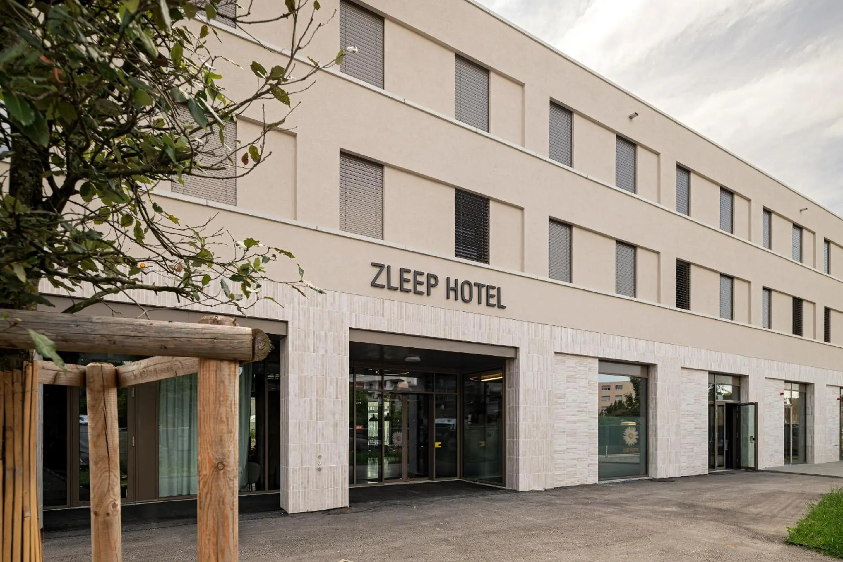 Property building in Zleep Hotel Lausanne-Chavannes Property building in Zleep Hotel Lausanne-Chavannes