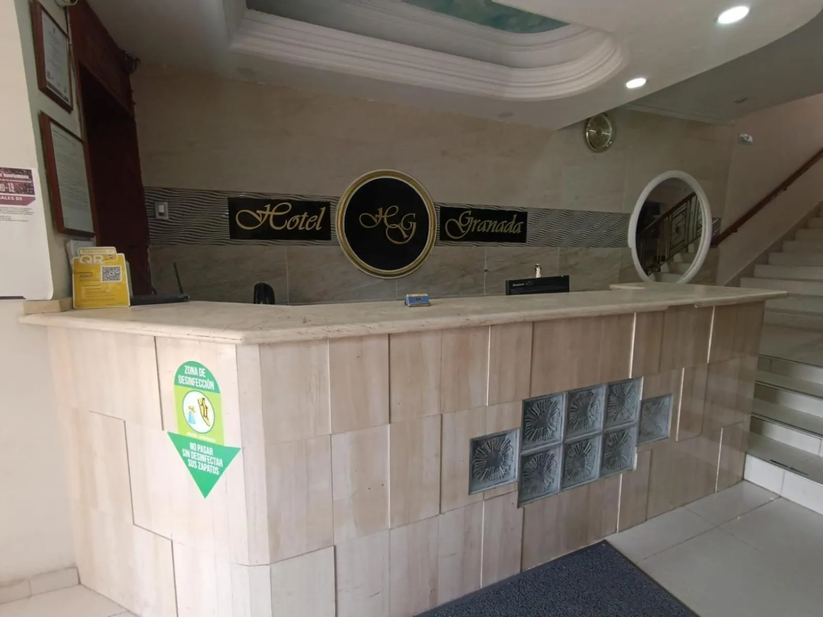 Lobby or reception in Hotel Granada Inn