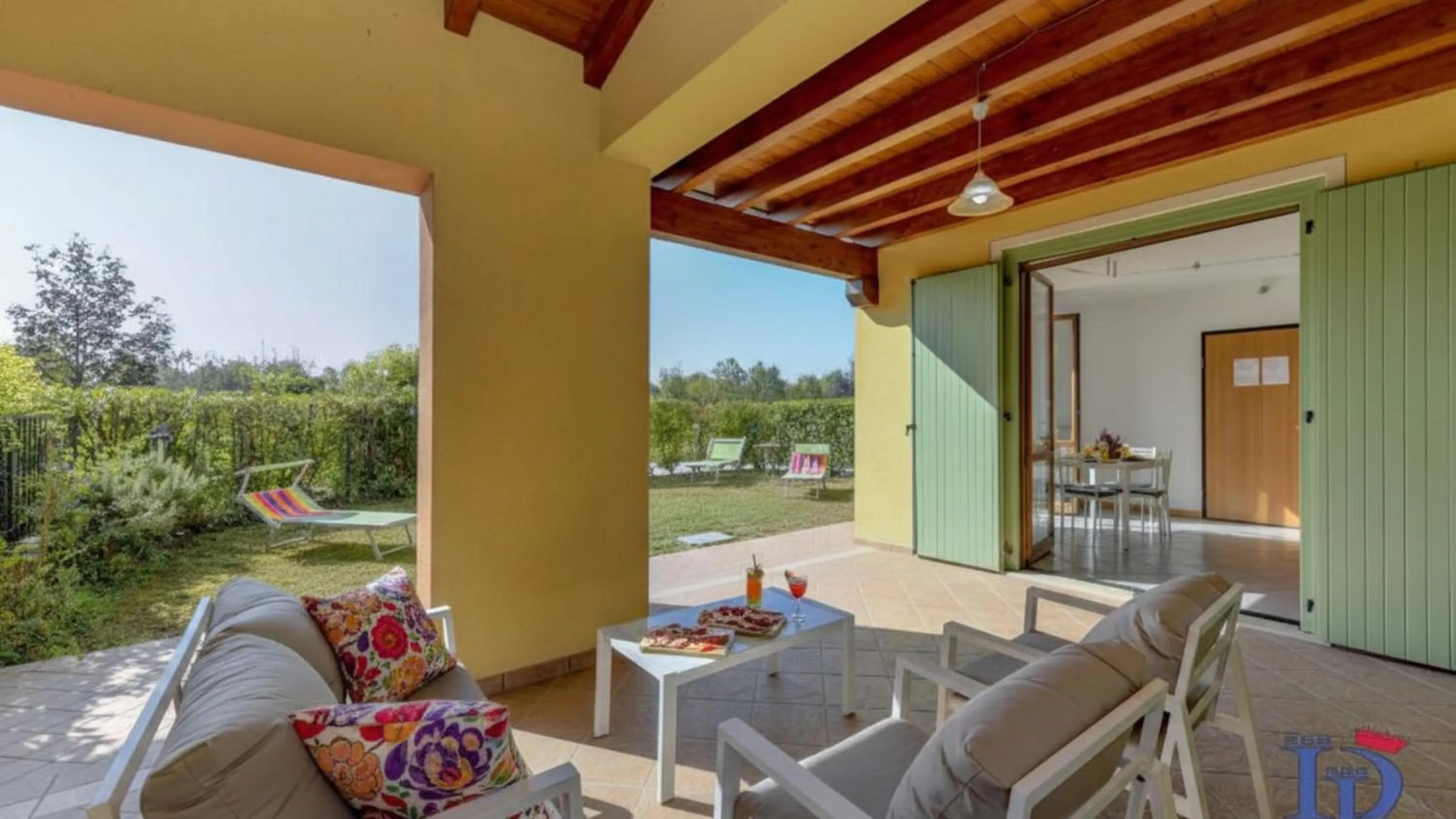 Oasis Apartment with garden and pool DesenzanoLoft Official Partner Homes & Villas by Marriott Bonvoy