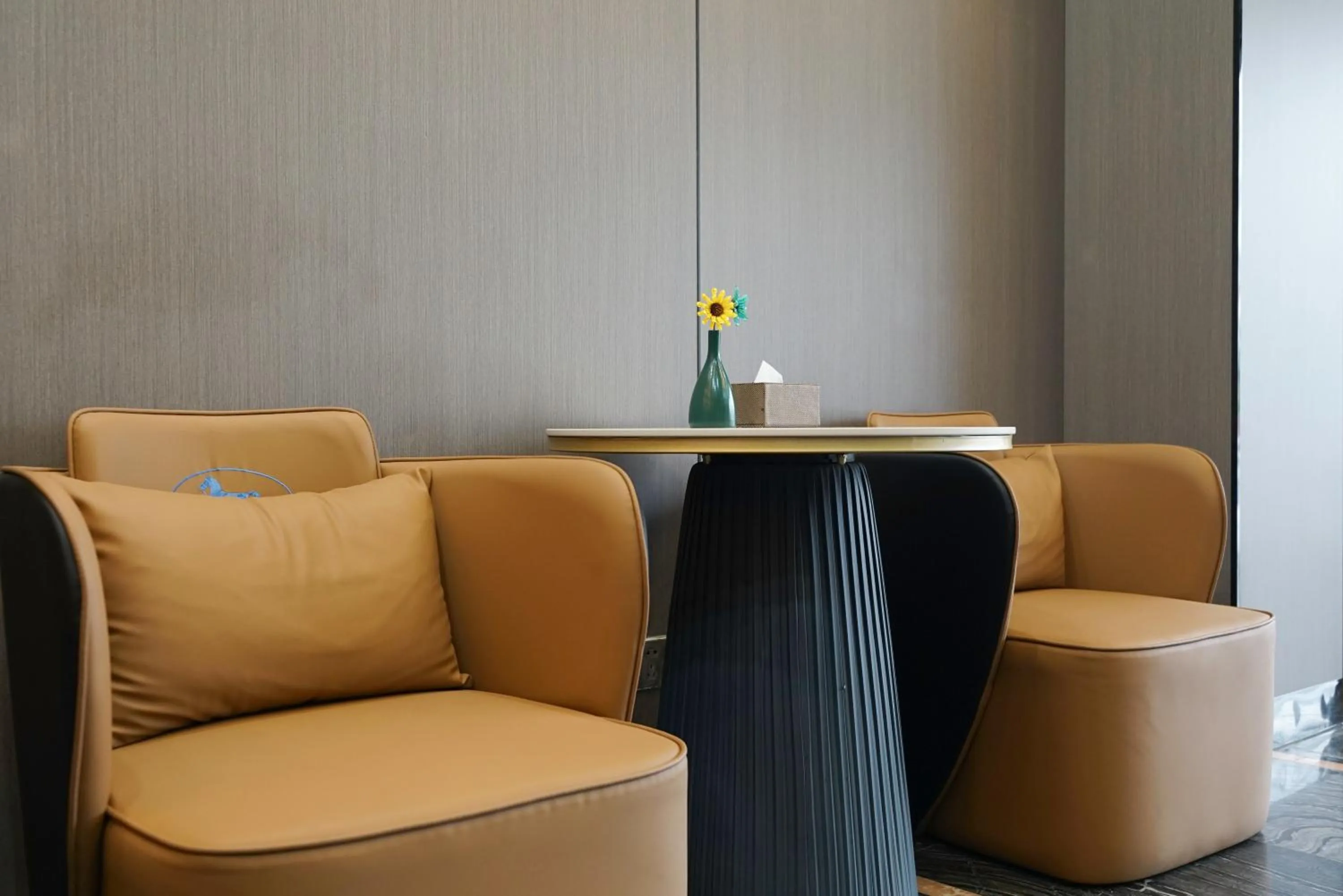 Lobby or reception in Paco Hotel Tianhe Coach Terminal Metro Satation Guangzhou-Free Shuttle Bus for Canton Fair