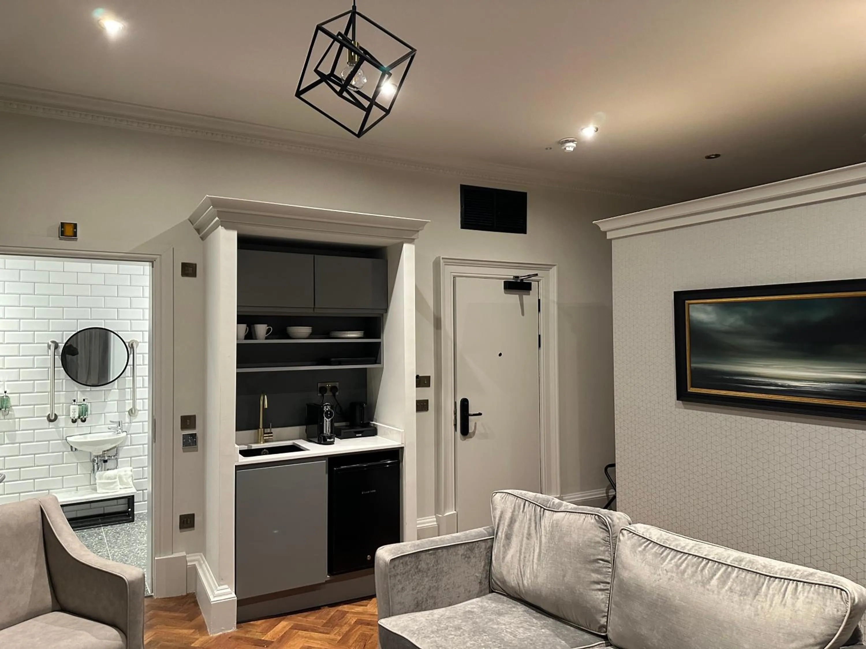 King Street Aparthotel