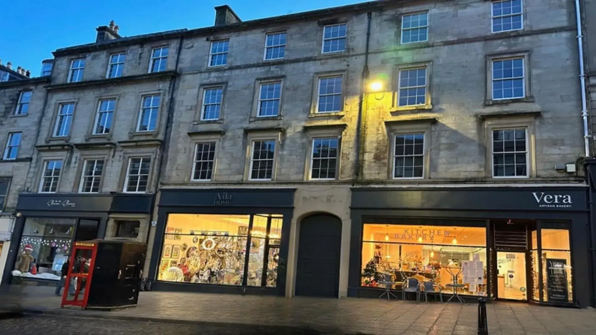 Property building in King Street Aparthotel Property building in King Street Aparthotel