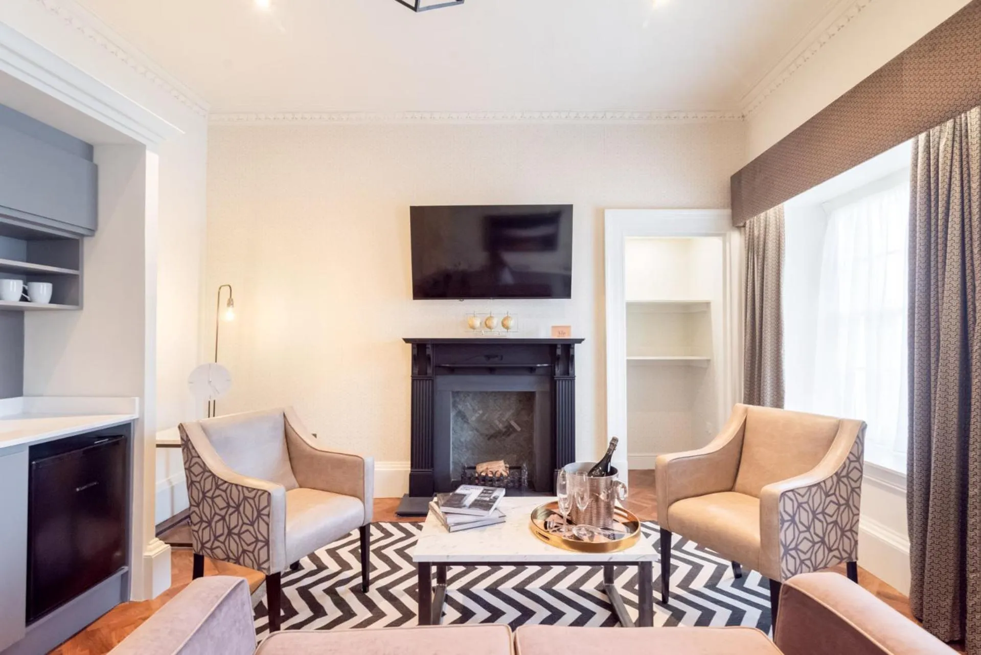 King Street Aparthotel