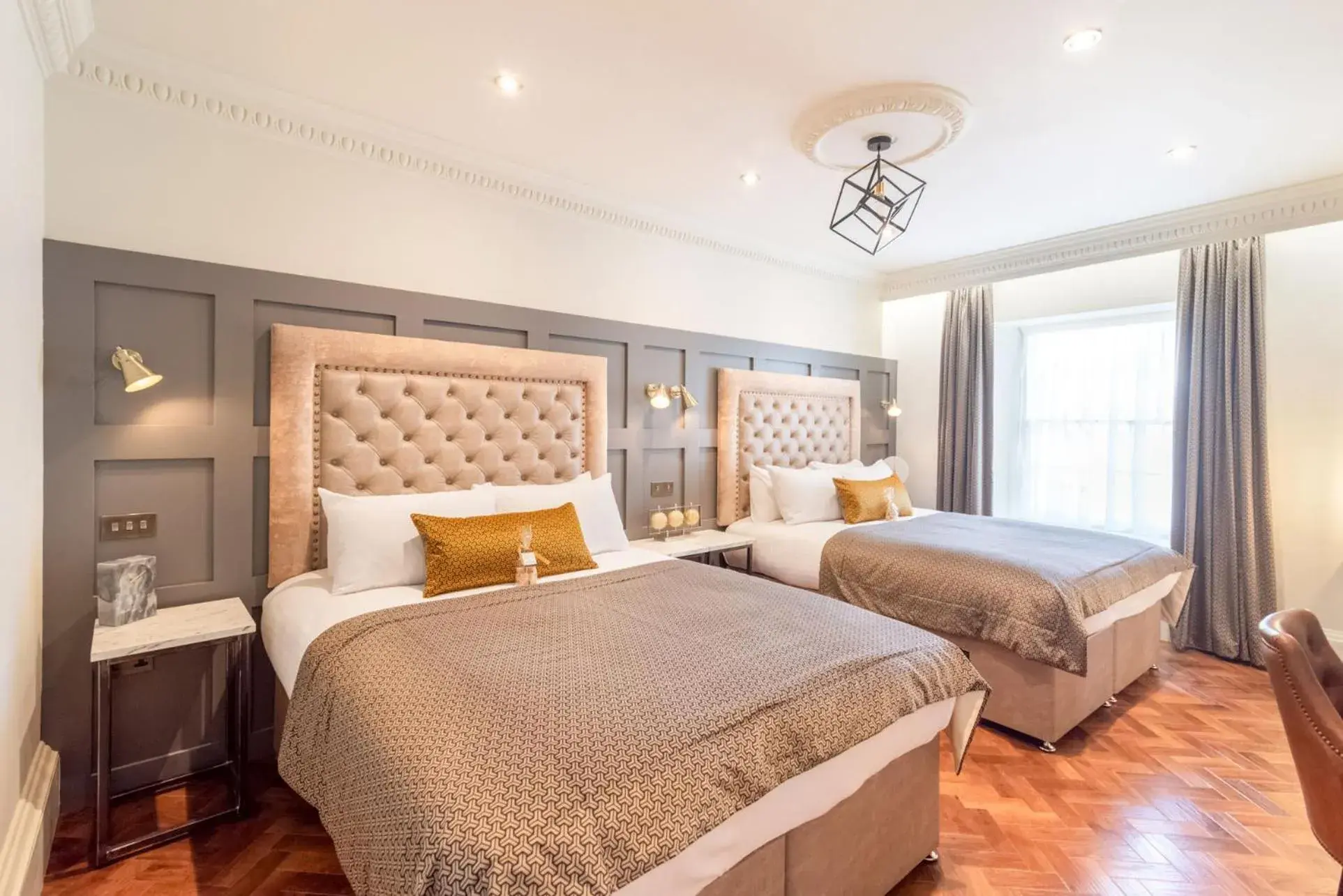 Bed in King Street Aparthotel Bed in King Street Aparthotel