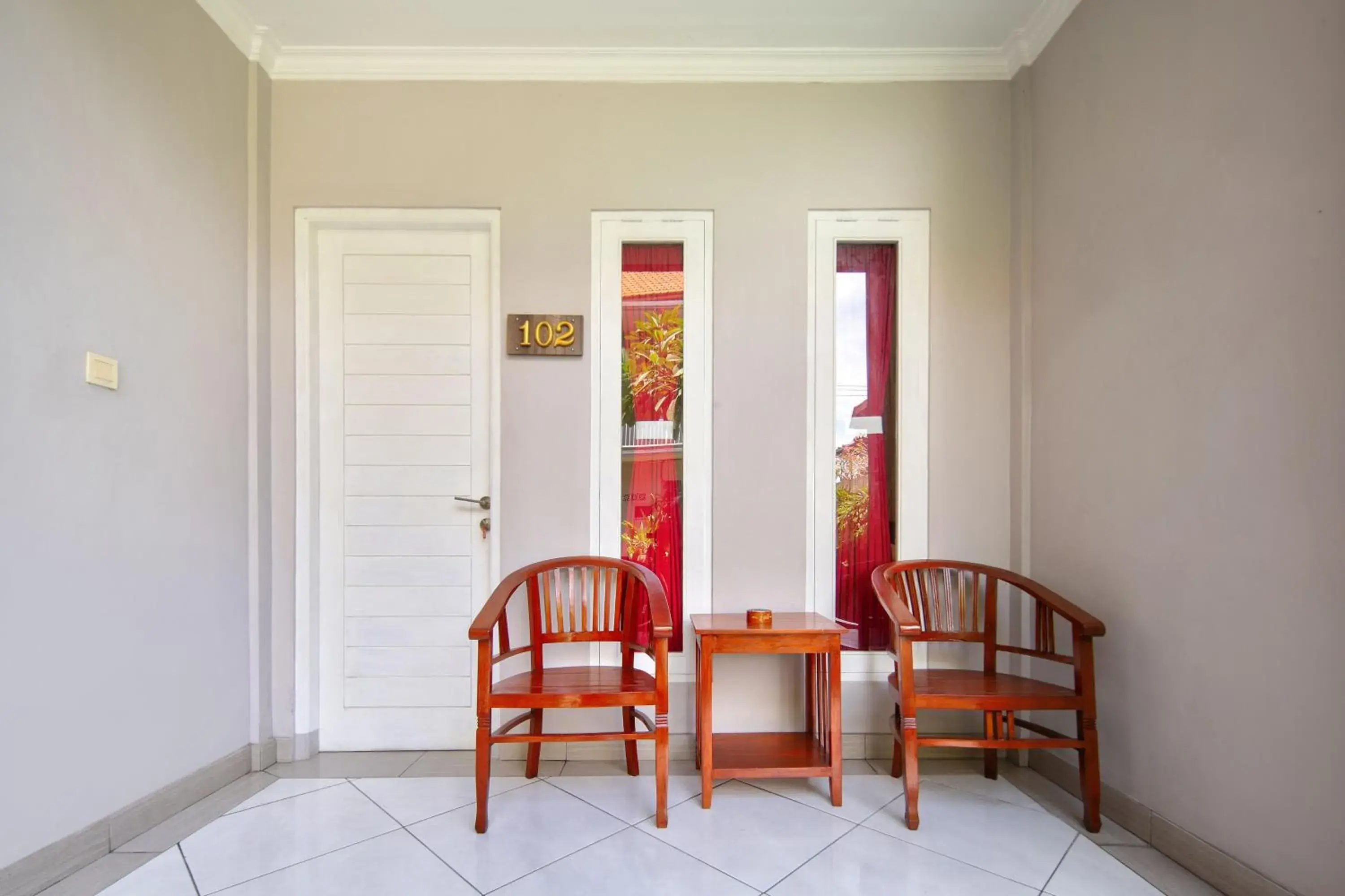 Balcony/Terrace in Angkul Angkul Beach Inn Kuta by Kamara Balcony/Terrace in Angkul Angkul Beach Inn Kuta by Kamara