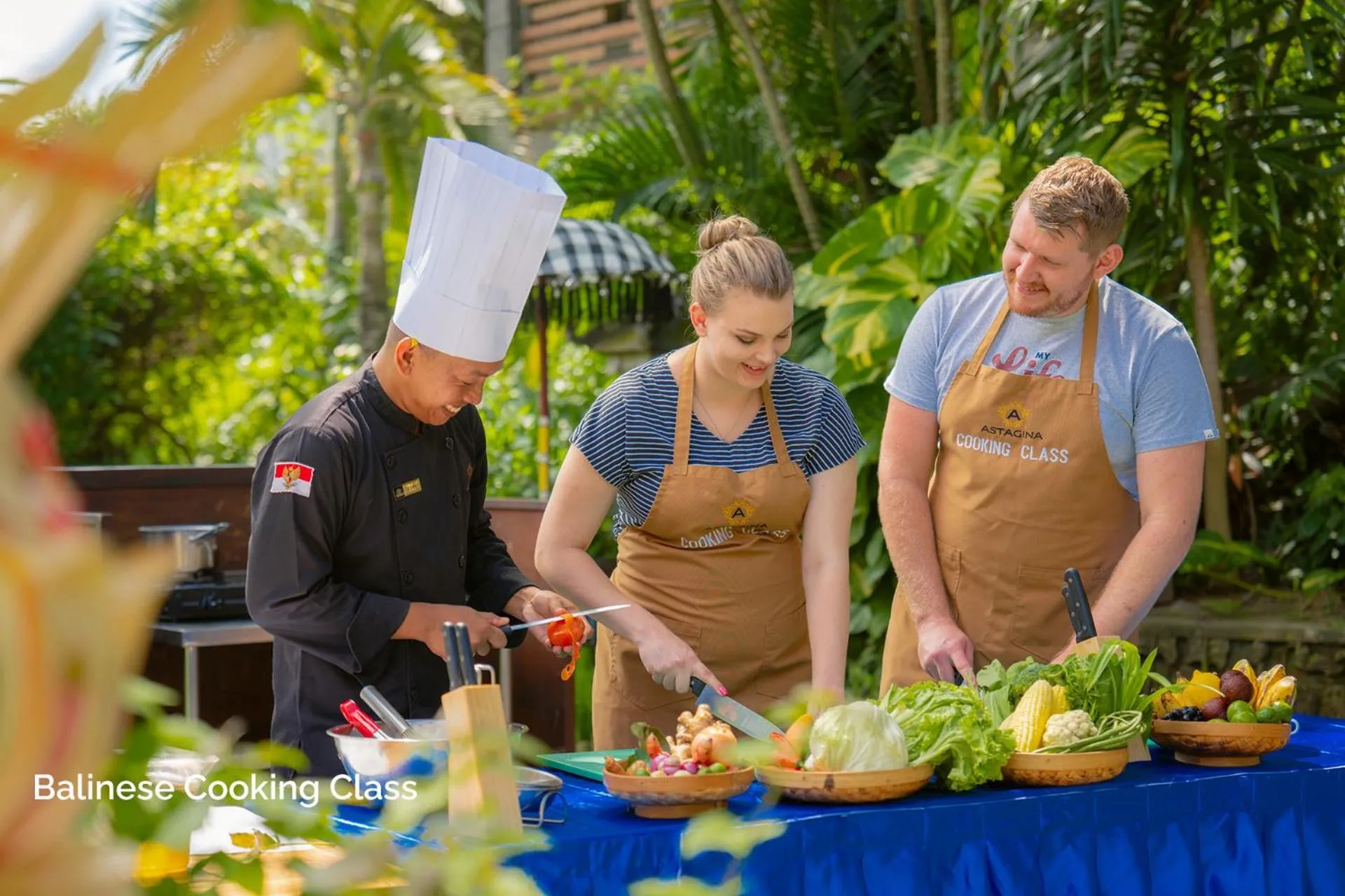 Restaurant/places to eat in Astagina Resort Villa and Spa