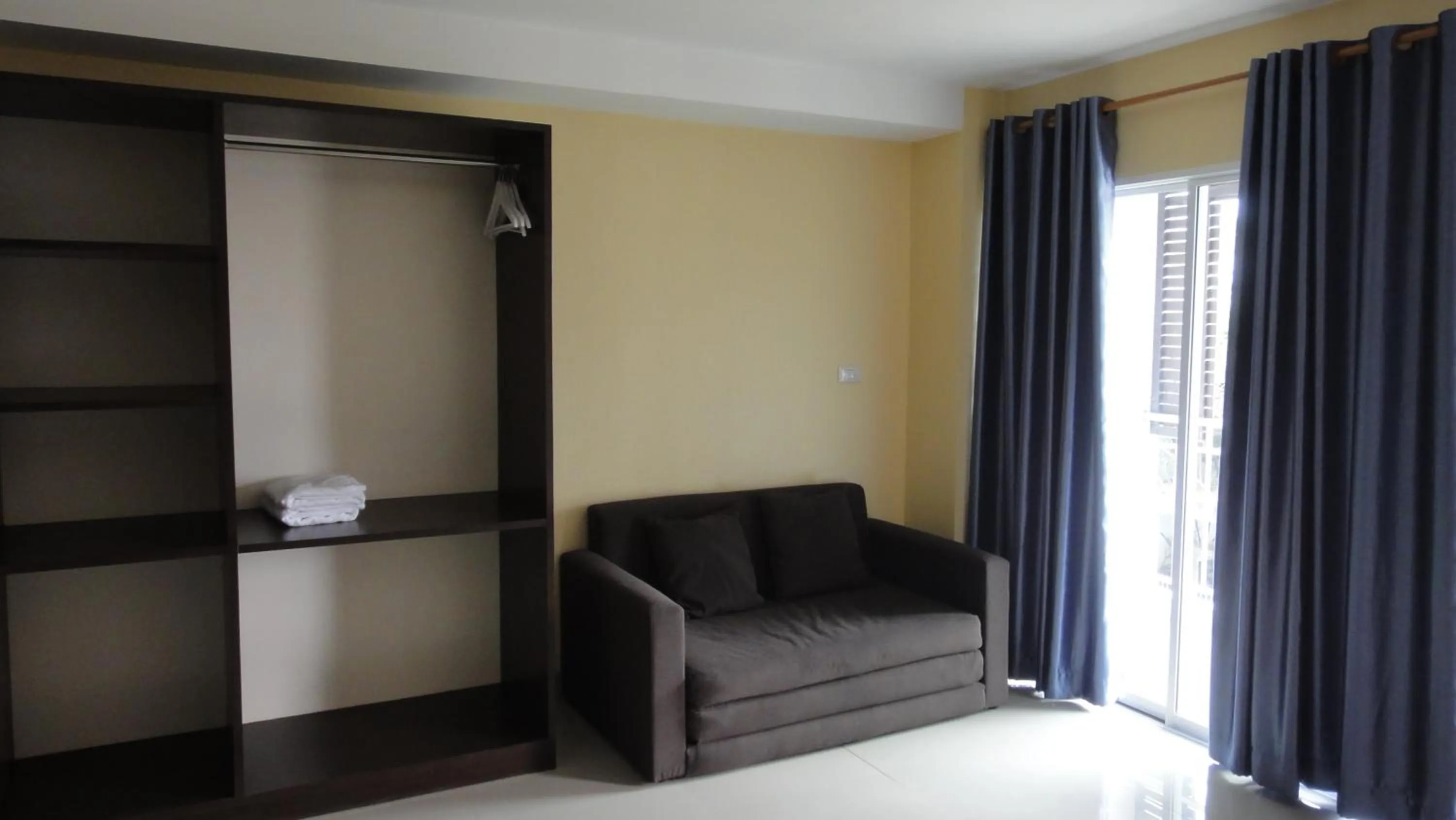 Seating Area in Mouroom