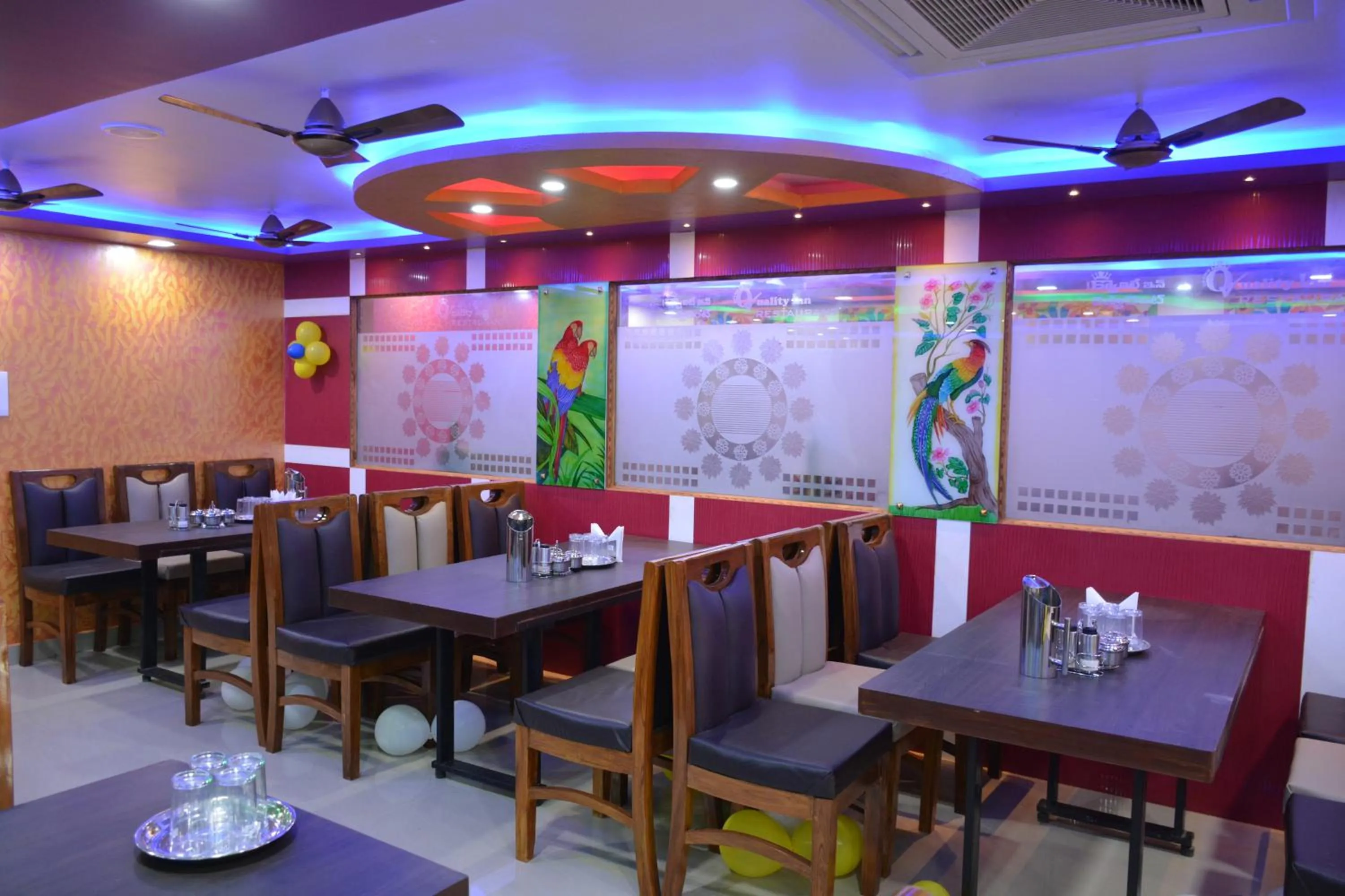 Restaurant/places to eat in Ushasree Residency