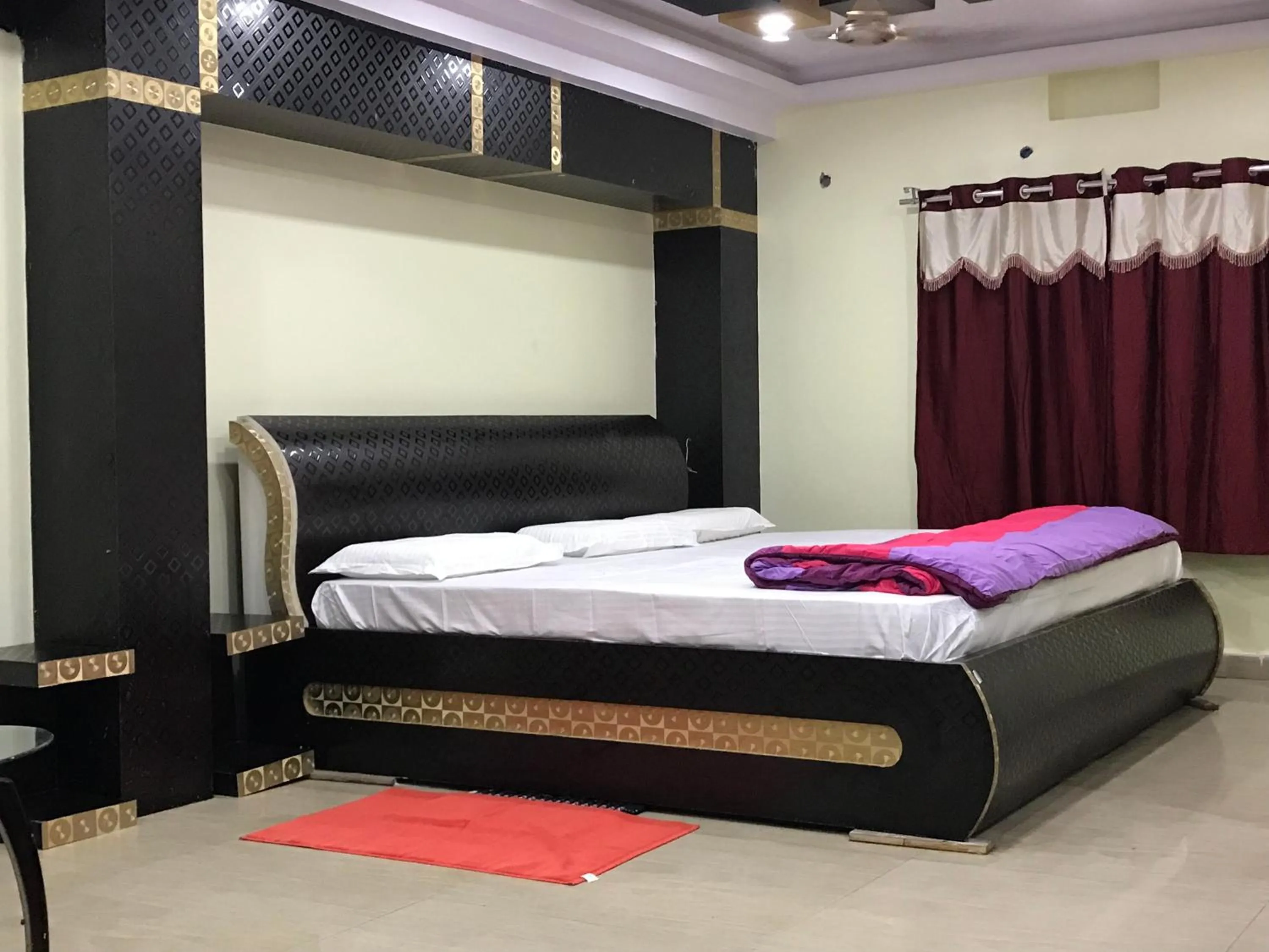 Bed in Ushasree Residency