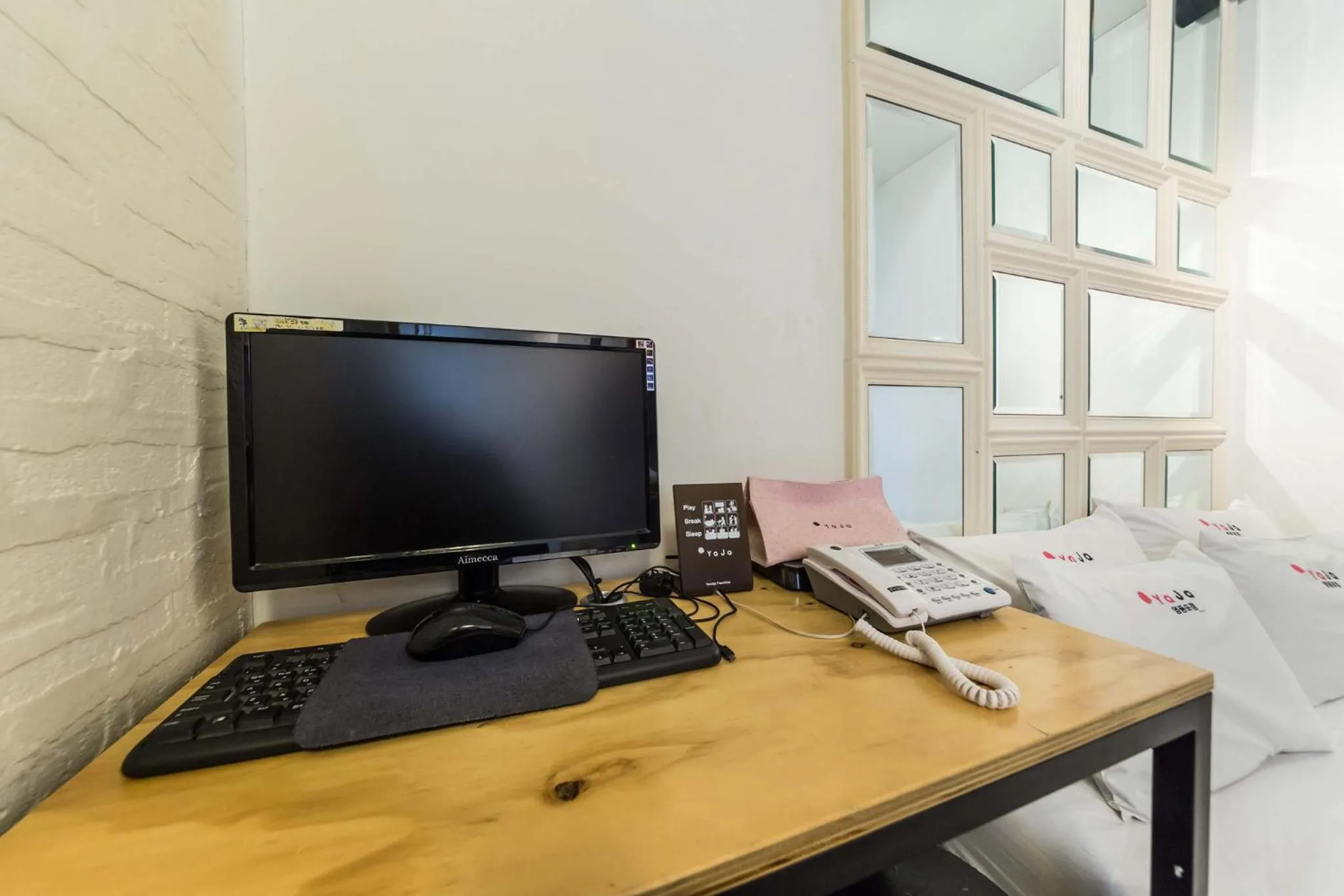 TV/Entertainment Center in Hotel Yaja Yeongdeungpo