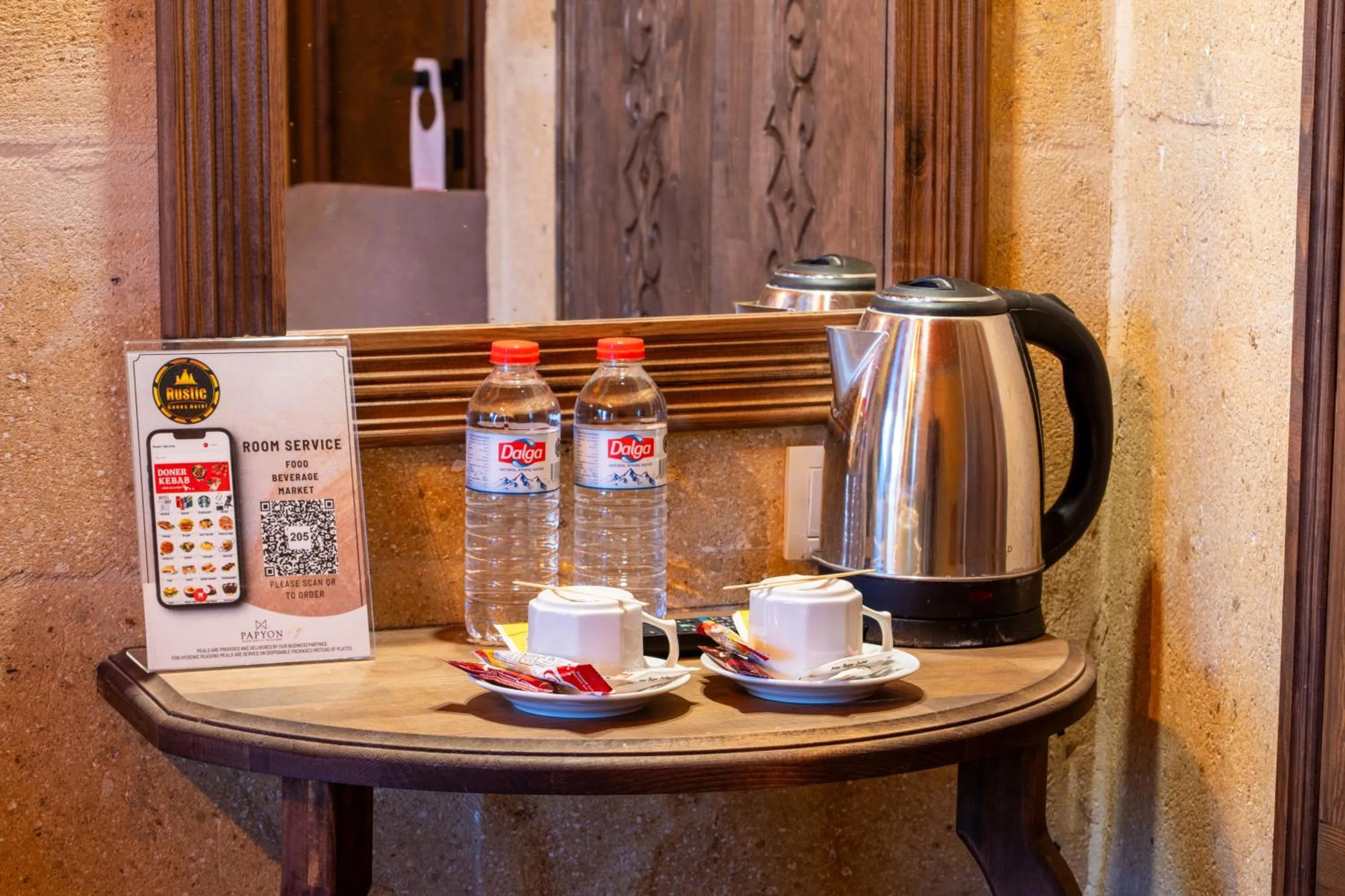 Coffee/tea facilities in Rustic Caves