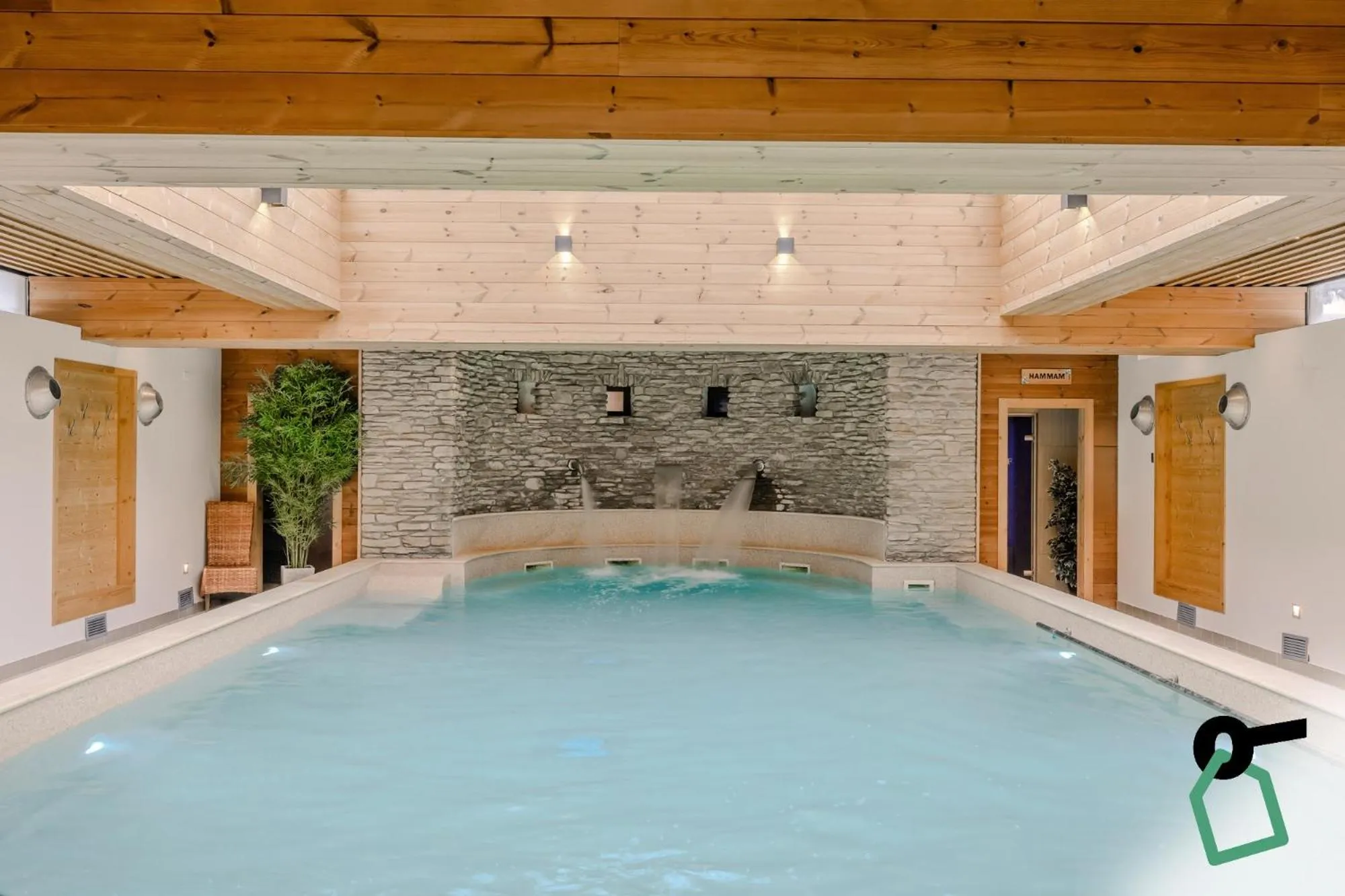 Swimming pool in Hotiday Sauze Torre