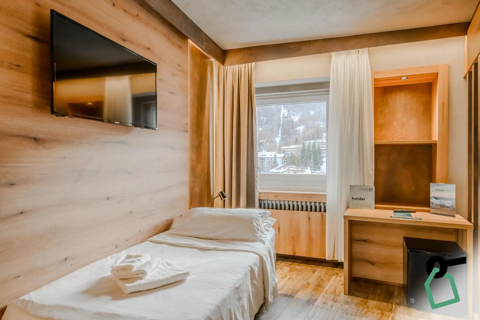 Bed in Hotiday Sauze Torre