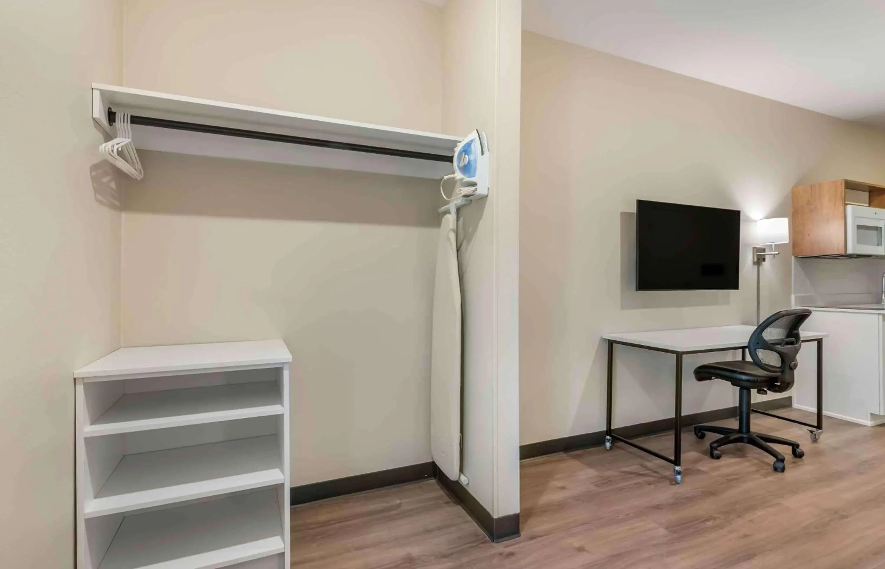 Bedroom in Extended Stay America Premier Suites - Reno - Sparks Bedroom in Extended Stay America Premier Suites - Reno - Sparks