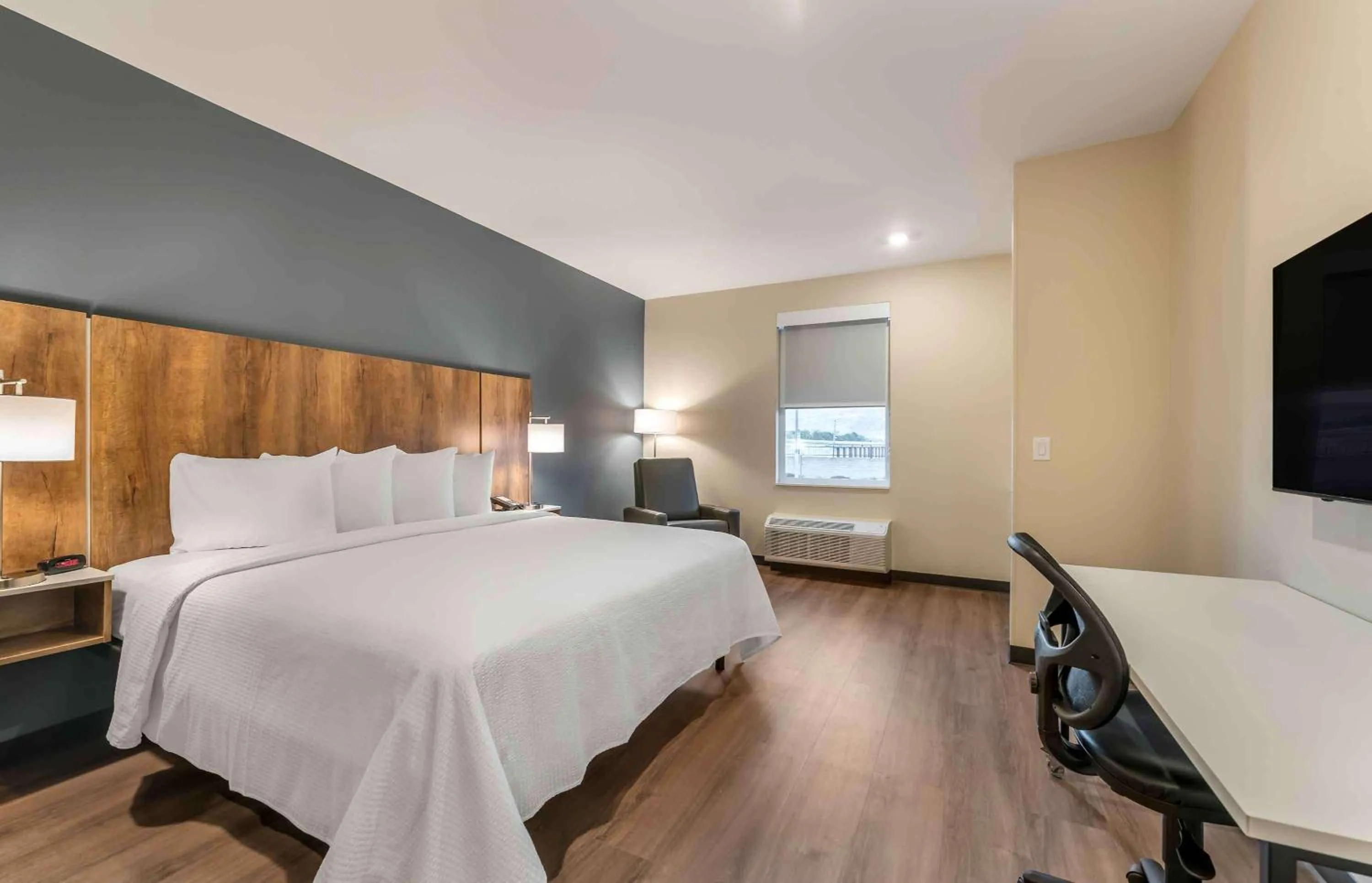 Bedroom, Bed in Extended Stay America Premier Suites - Reno - Sparks