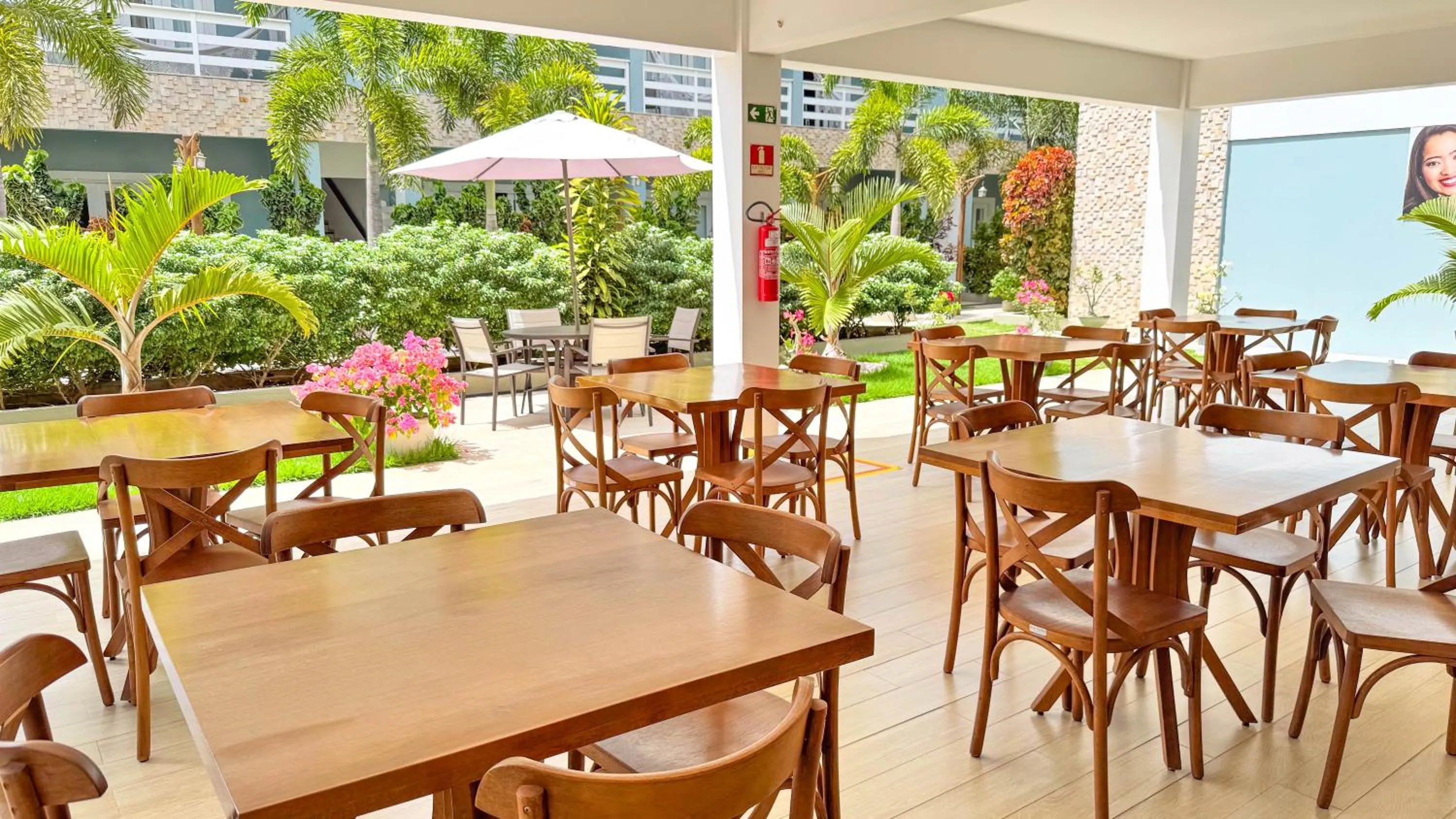 Dining area in Pousada Diane