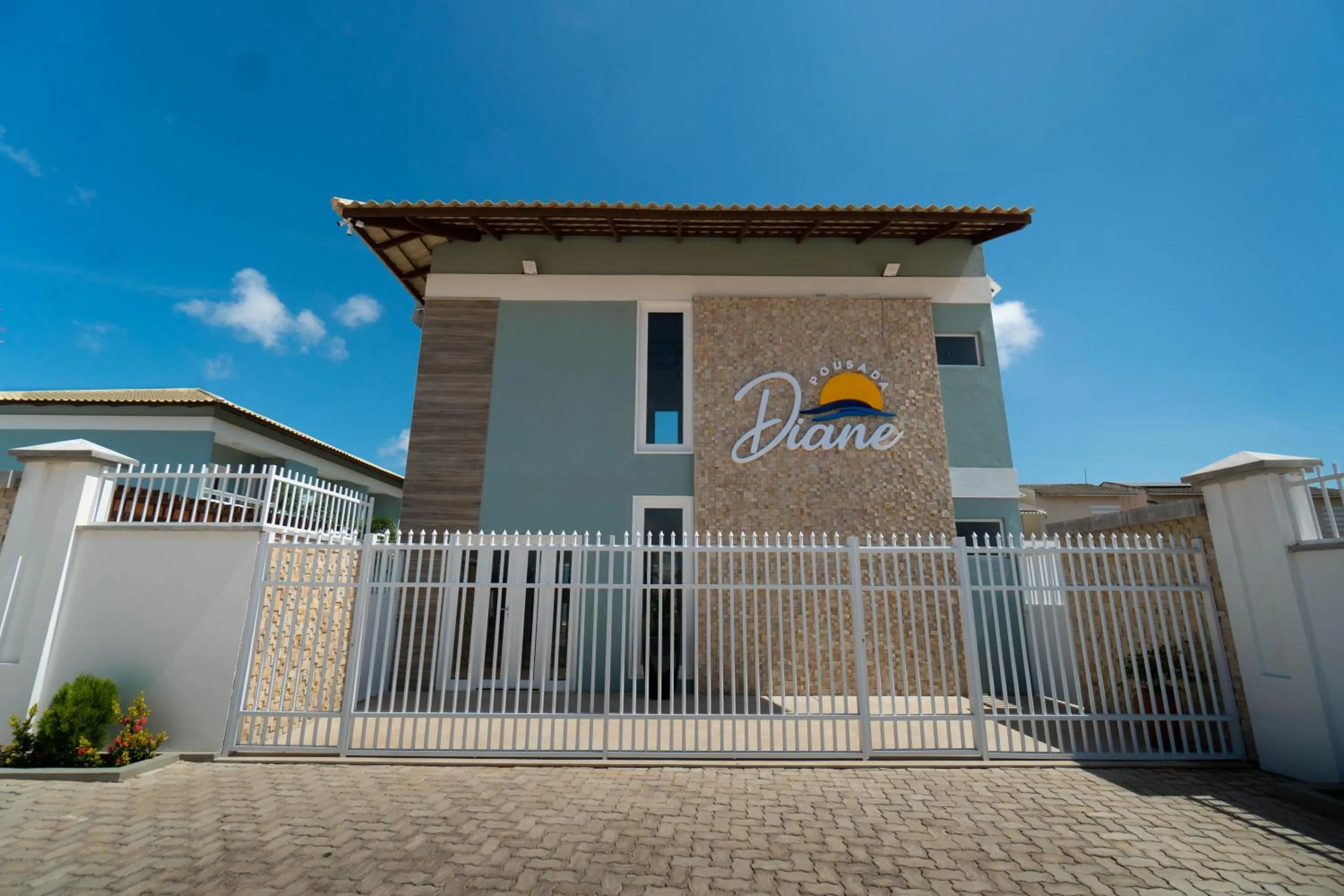 Facade/entrance in Pousada Diane