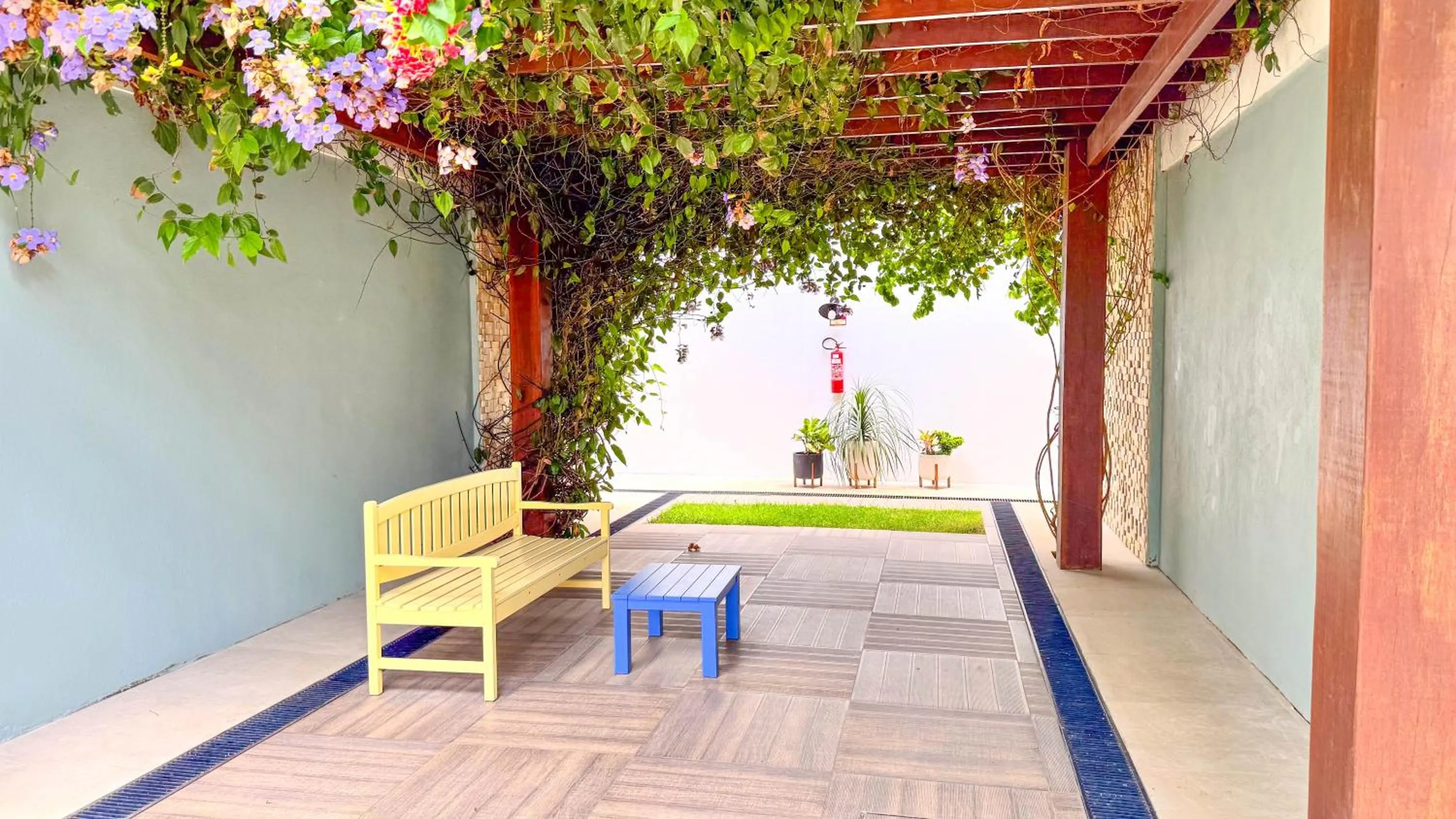 Property building in Pousada Diane