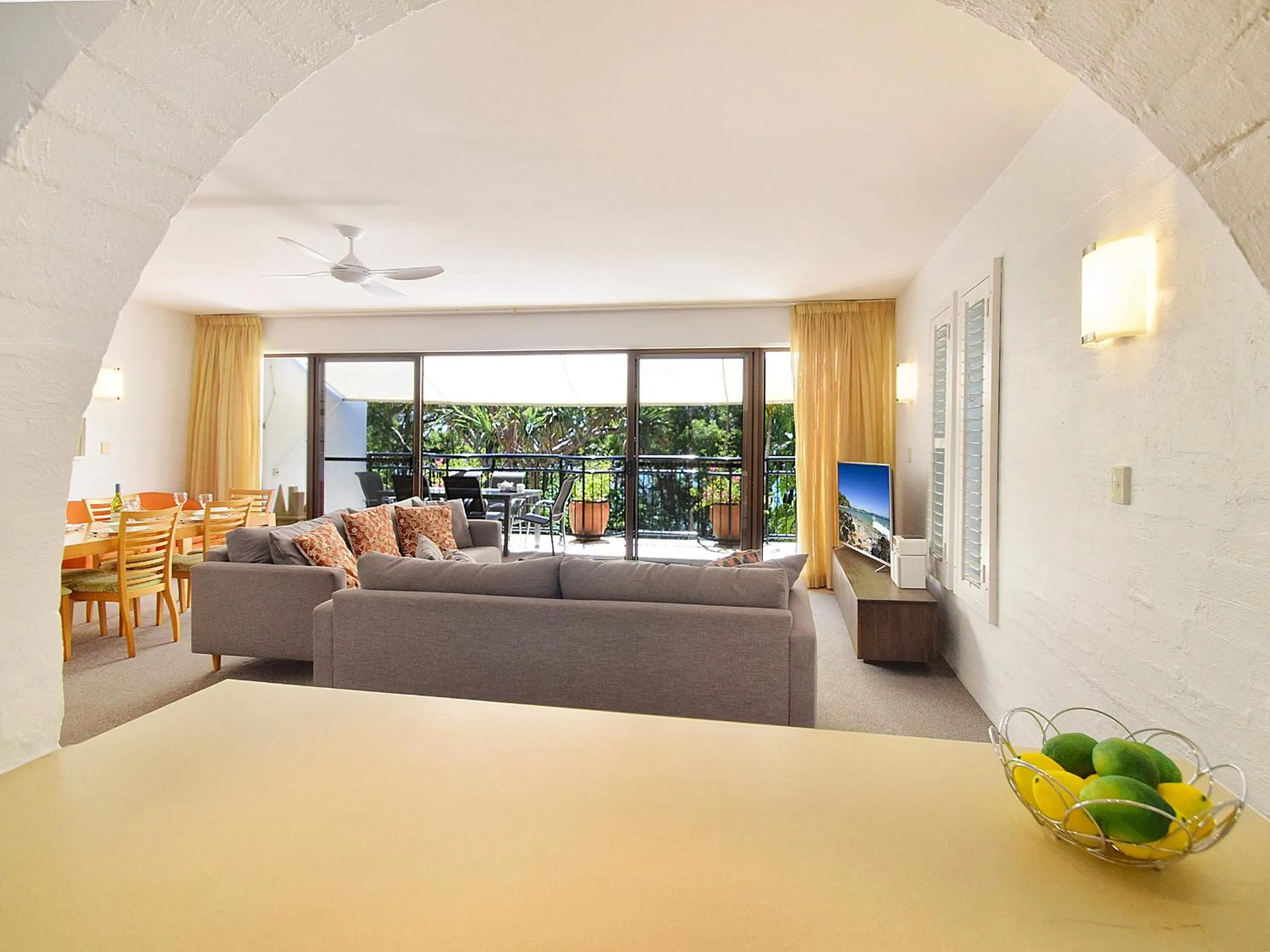 Bayona Apartments