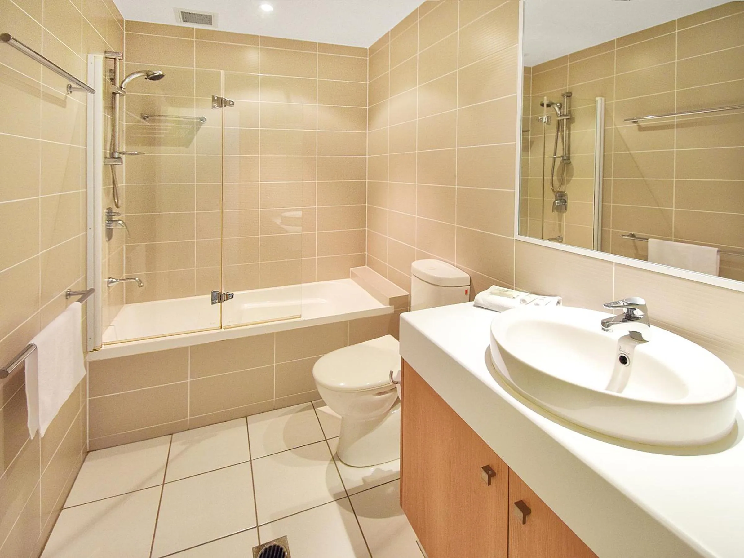 Bathroom in Bayona Apartments