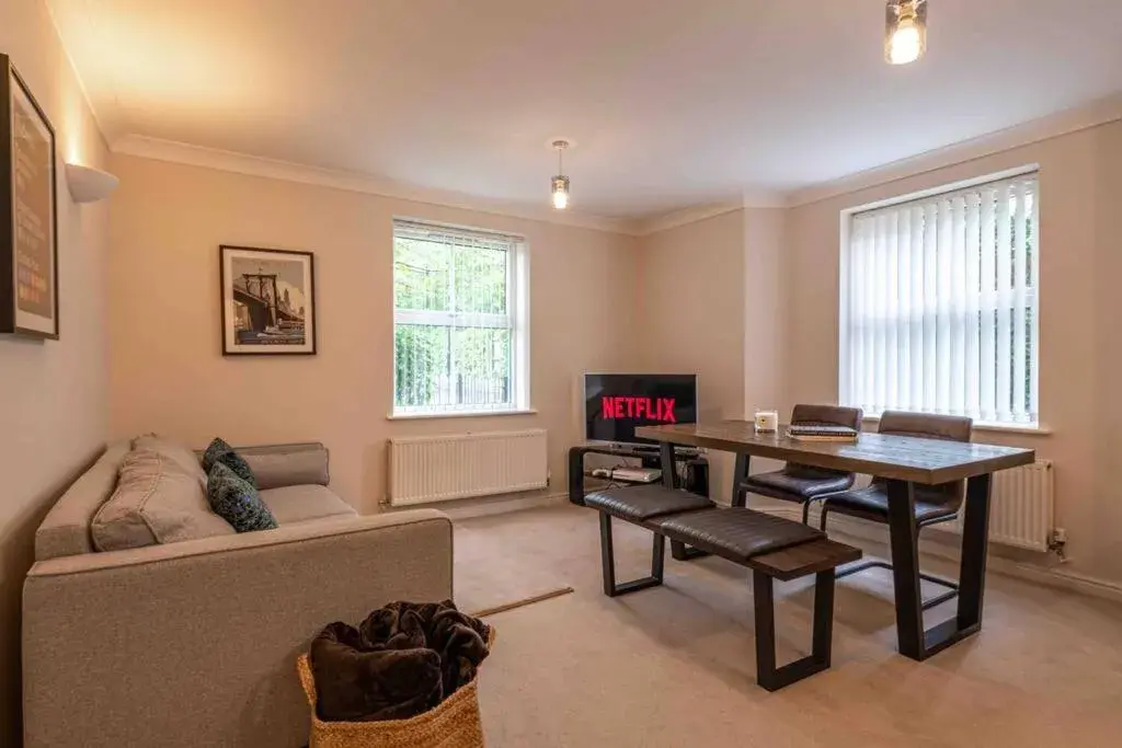 Spacious Apartment, Near Birmingham Centre + NEC Spacious Apartment, Near Birmingham Centre + NEC