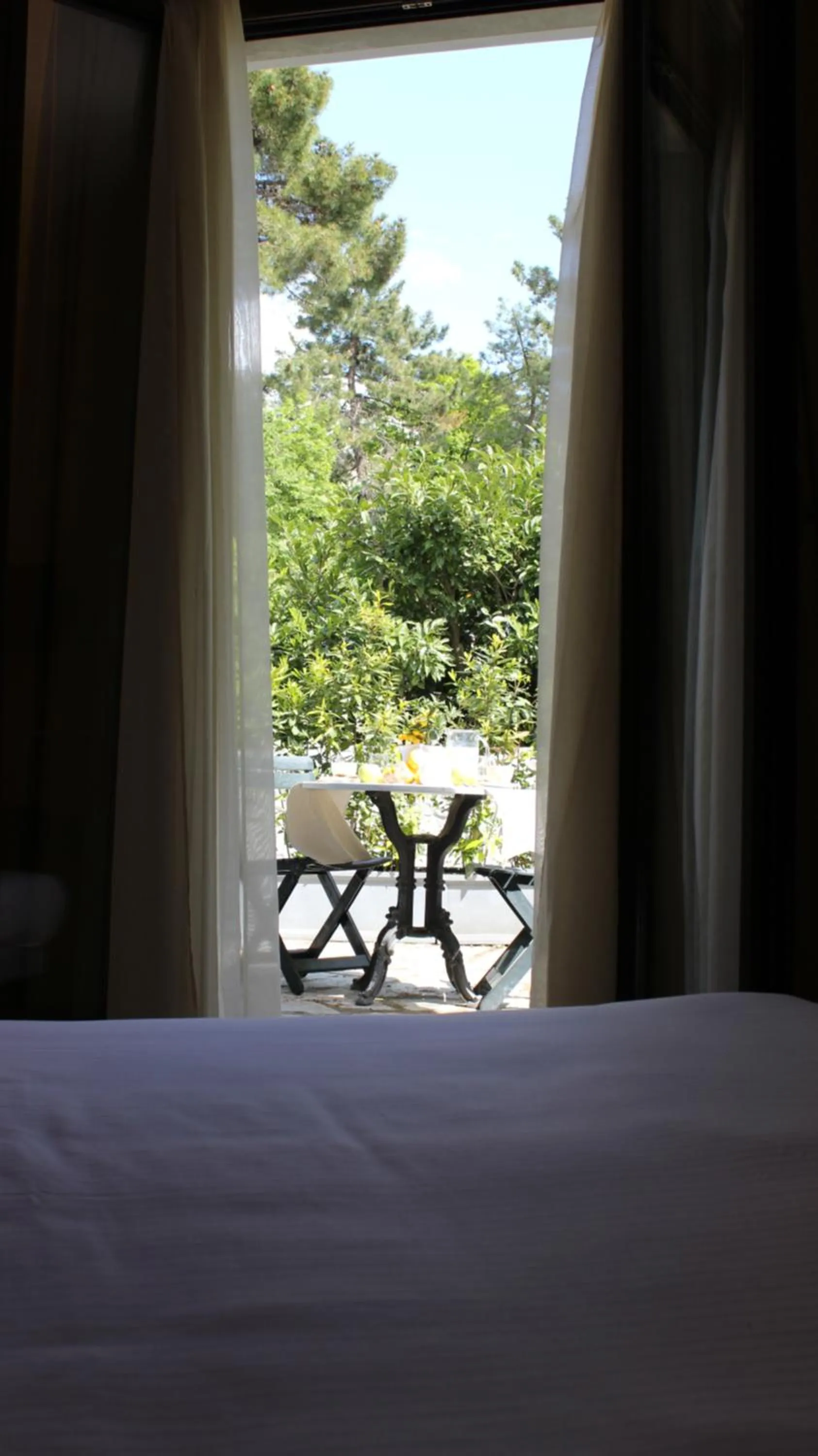 Decorative detail, Bed in La Trigola