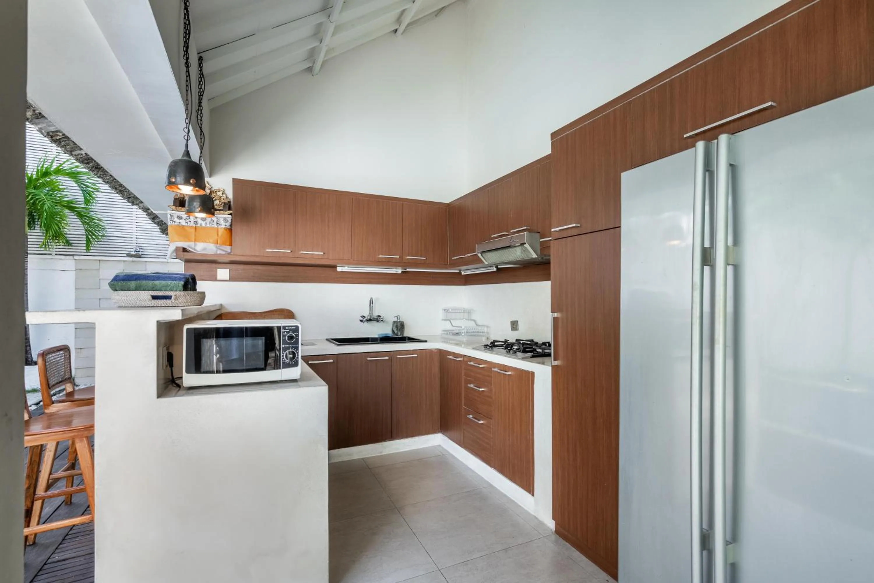 Kitchen or kitchenette in Villa Oberoi