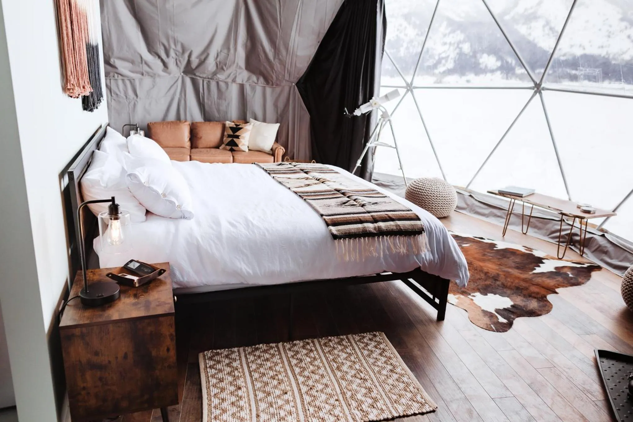 Living room, Bed in Tammah Jackson Hole