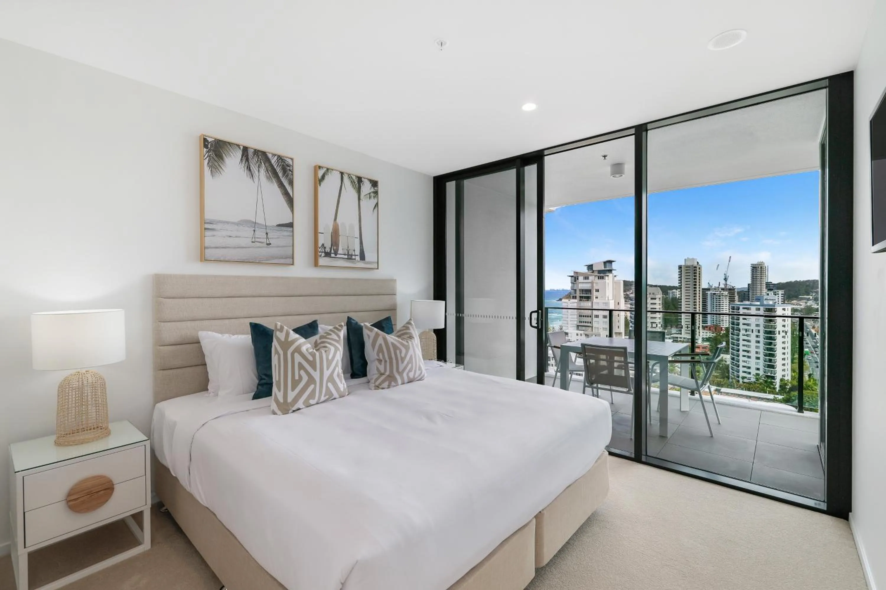 Bedroom, Bed in Sandbar Burleigh - Official