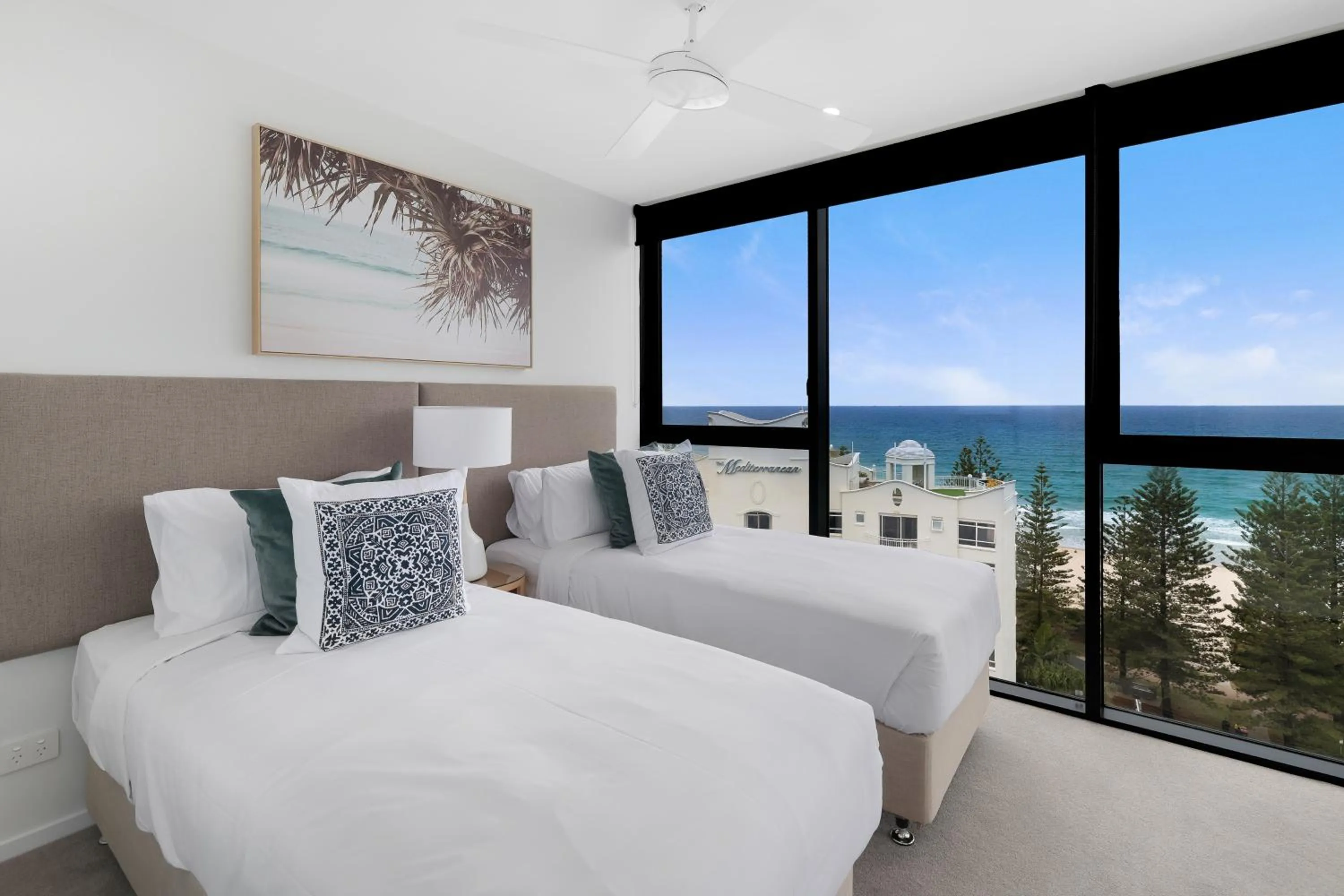 Bed in Sandbar Burleigh - Official