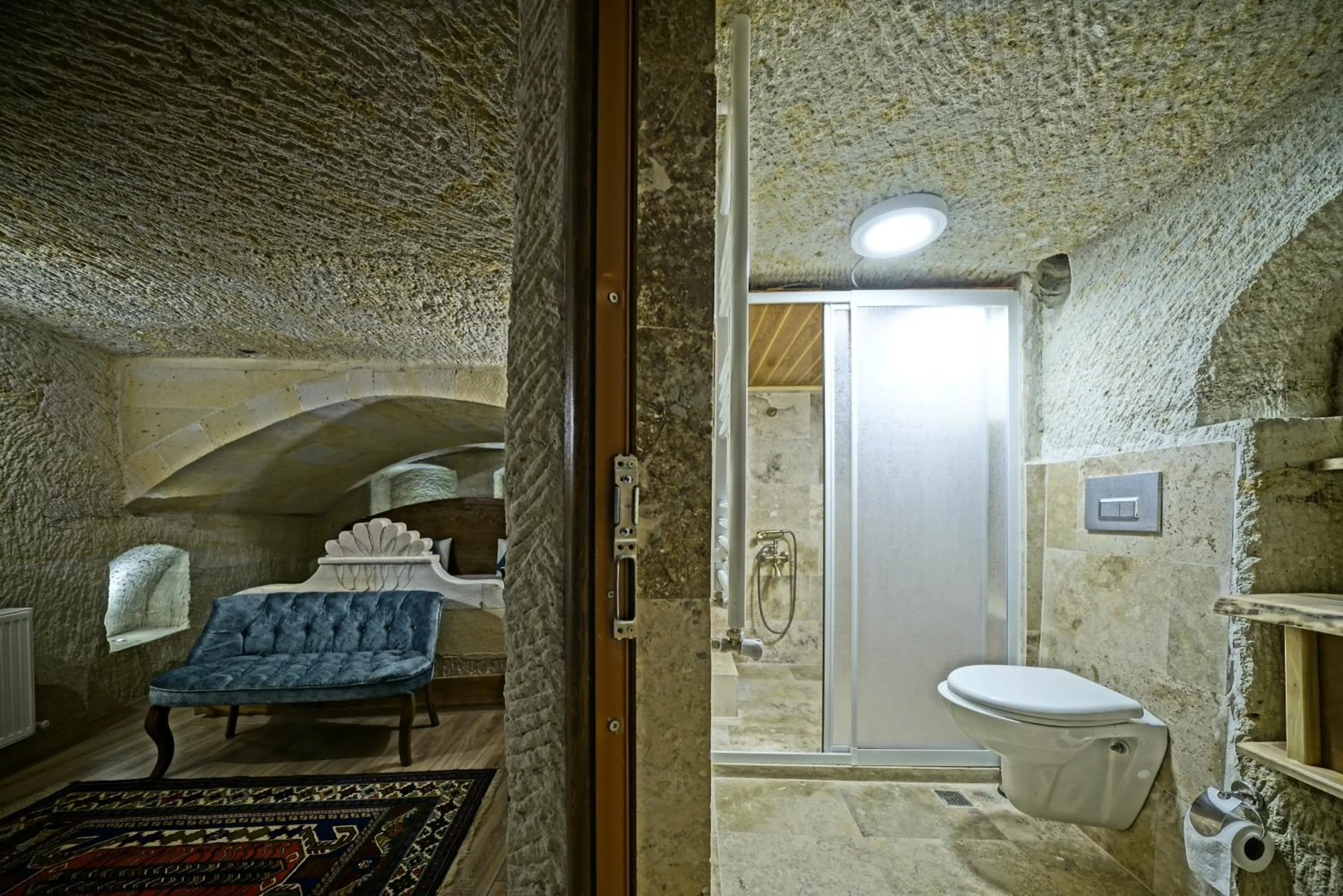 Toilet in Cappa Cave Hotel