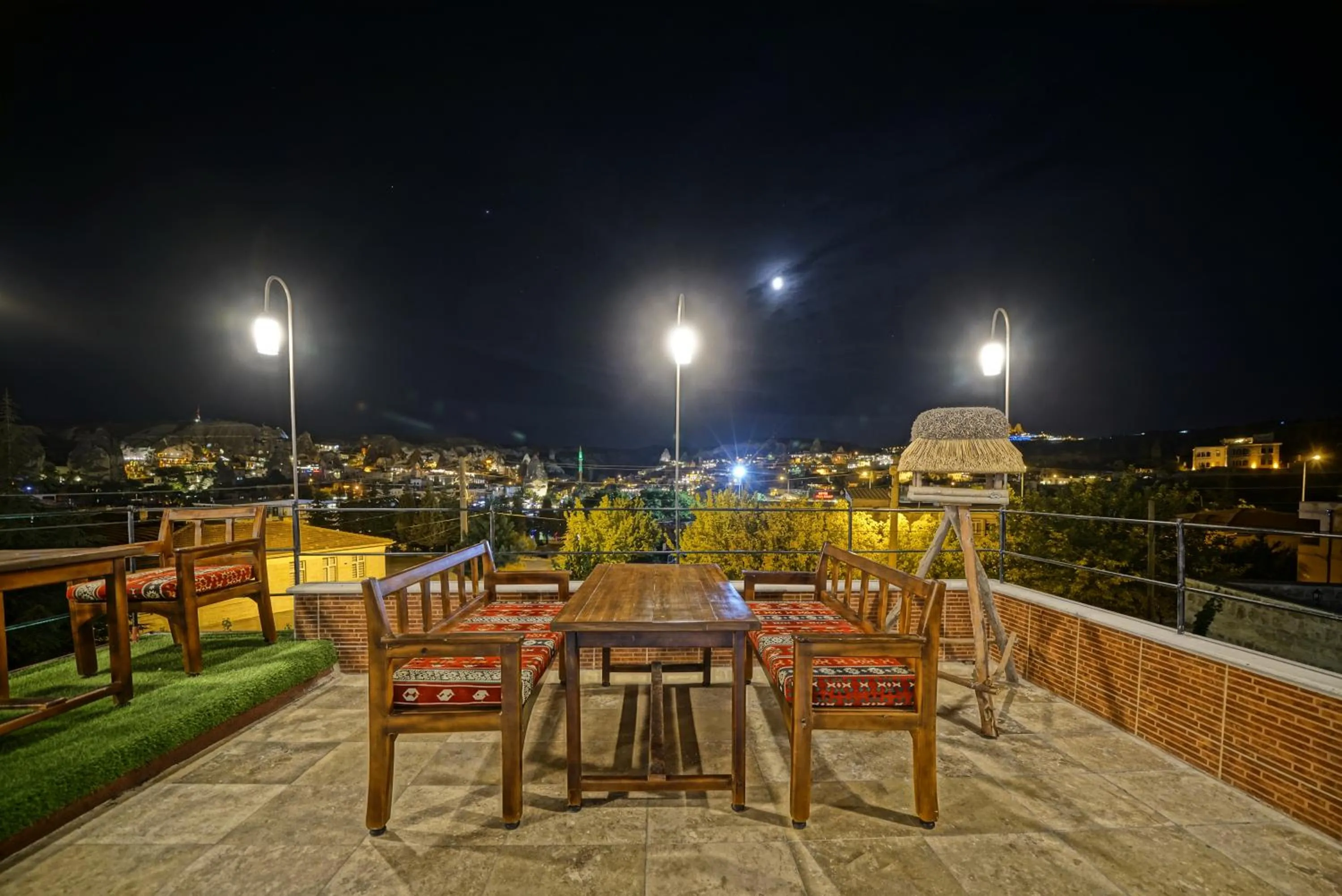Restaurant/places to eat in Cappa Cave Hotel