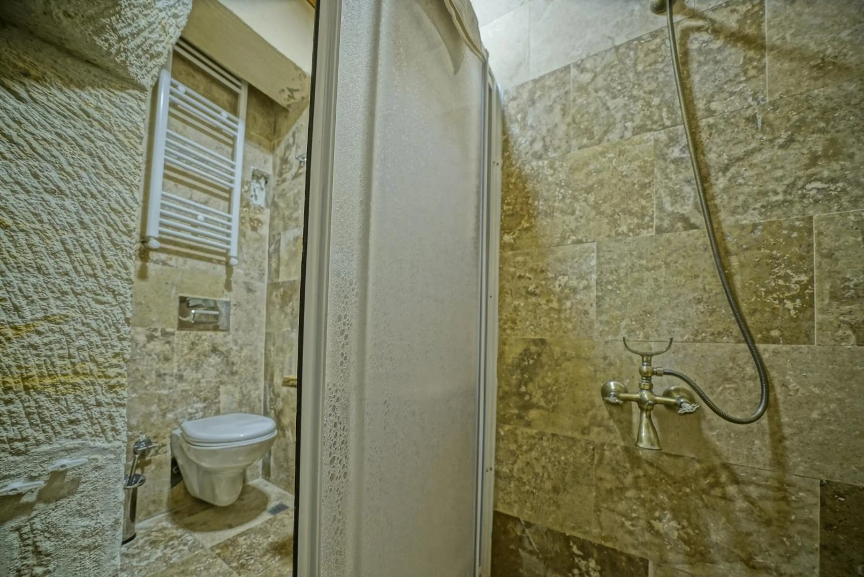 Toilet in Cappa Cave Hotel