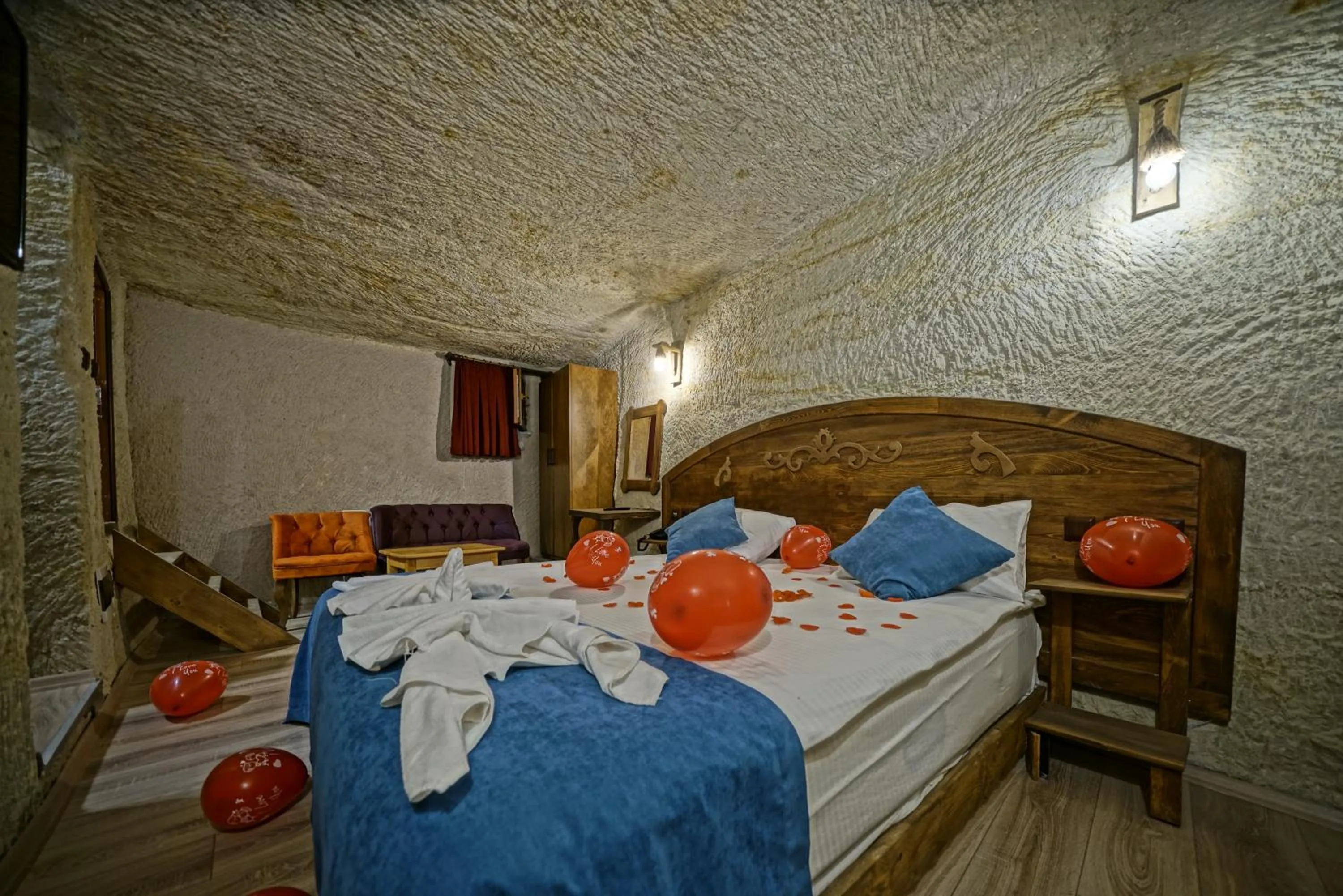 Bed in Cappa Cave Hotel