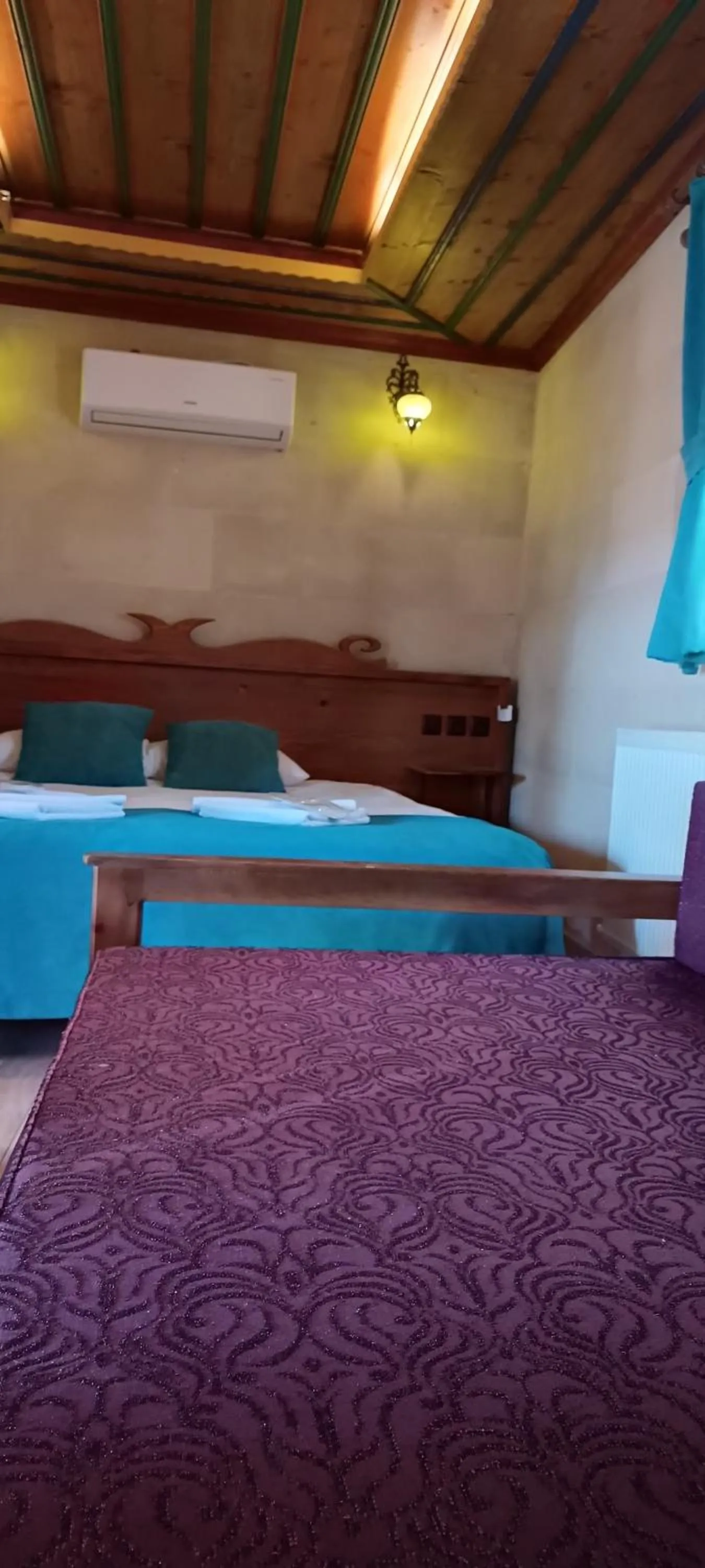 Photo of the whole room, Bed in Cappa Cave Hotel