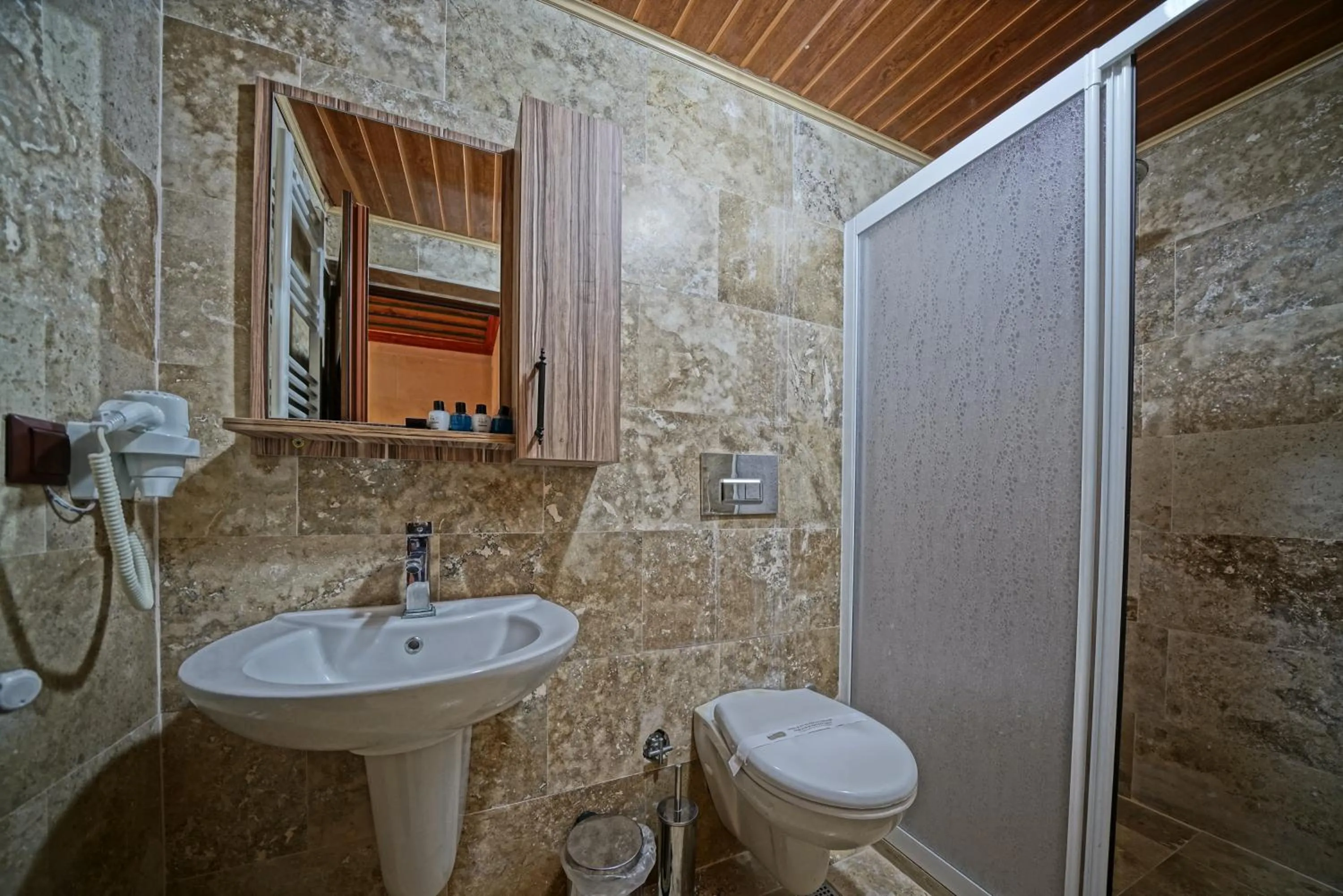 Toilet in Cappa Cave Hotel